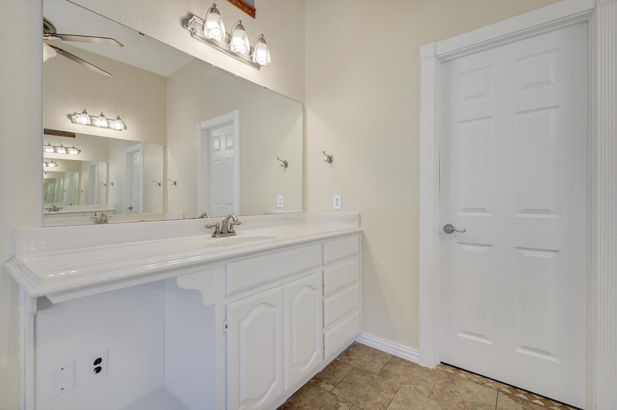 1012 Canongate Drive Flower Mound TX 75022