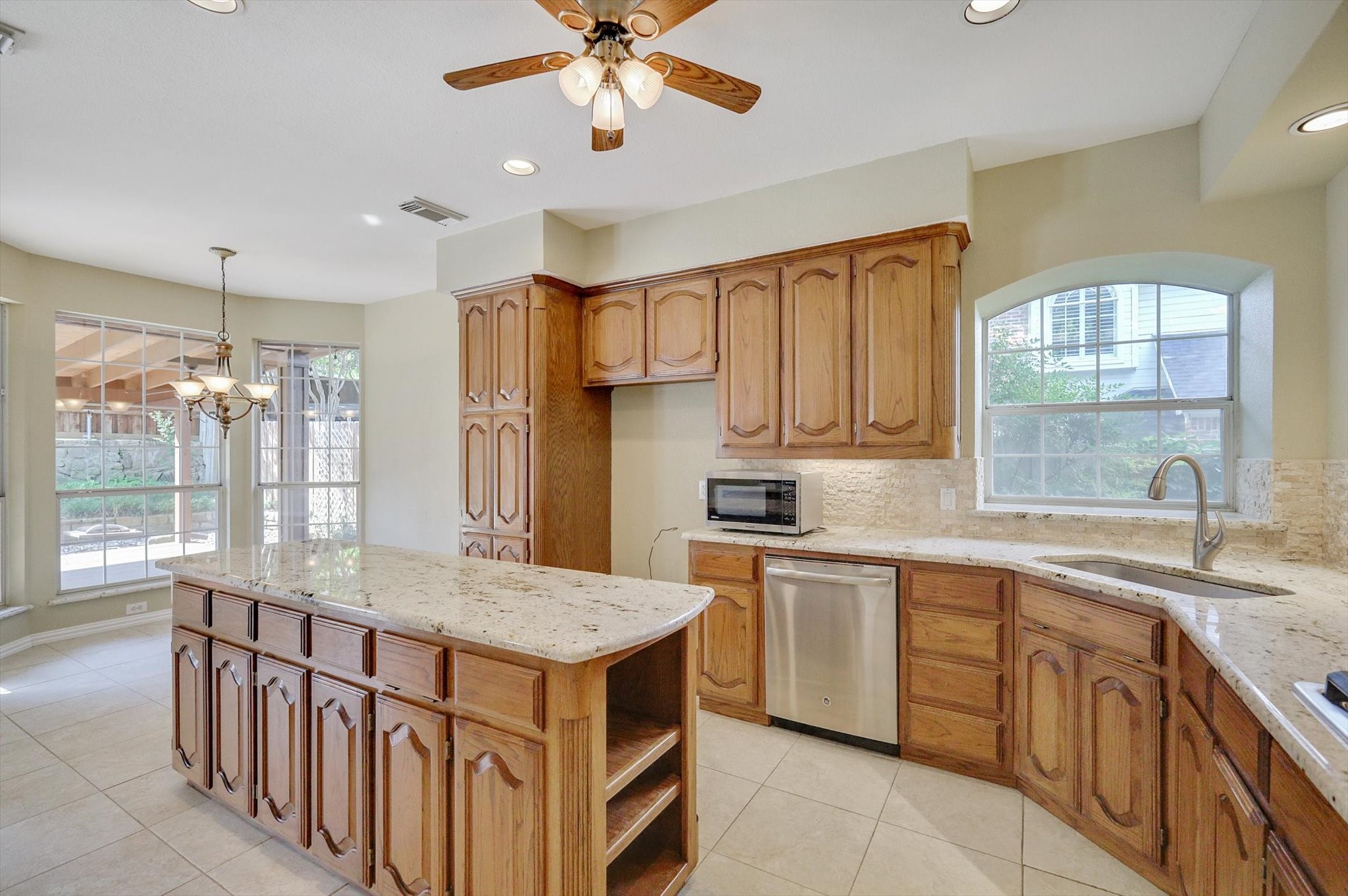 1012 Canongate Drive Flower Mound TX 75022