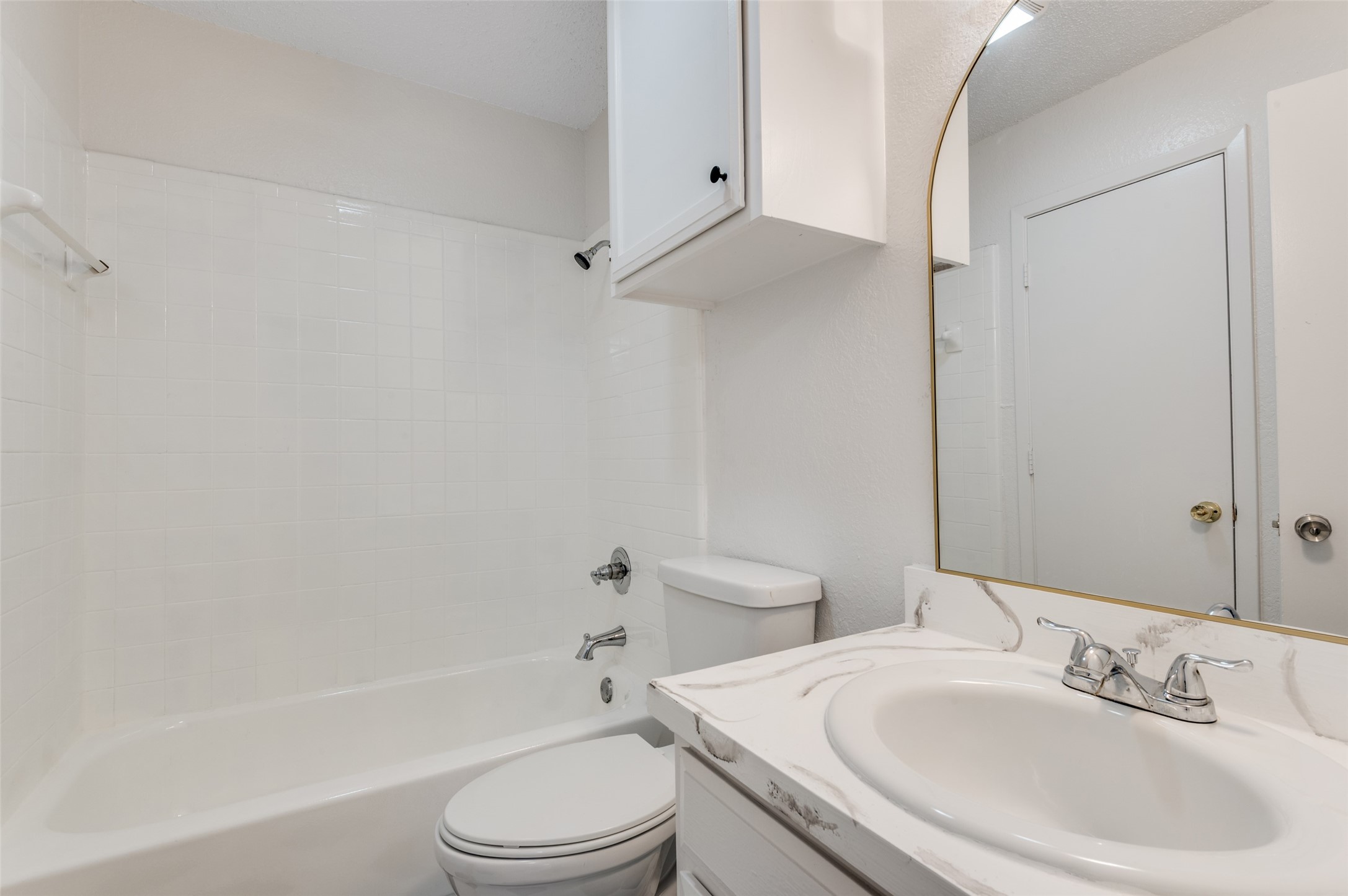 215 Roberts Circle Arlington TX 76010