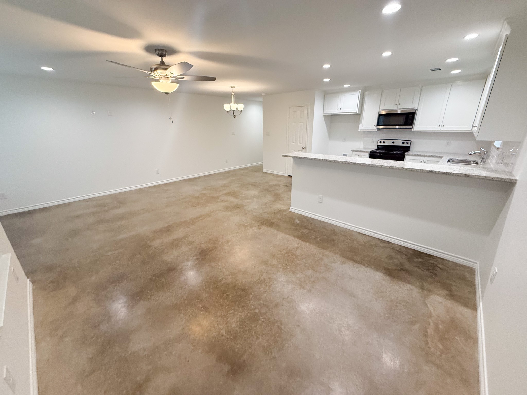200 N Dallas Street Rice TX 75155