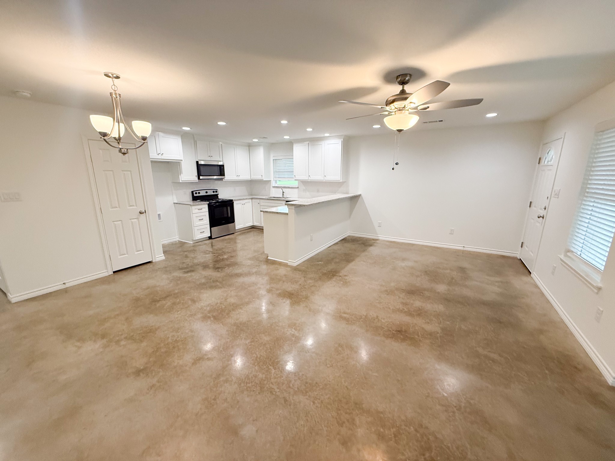 200 N Dallas Street Rice TX 75155