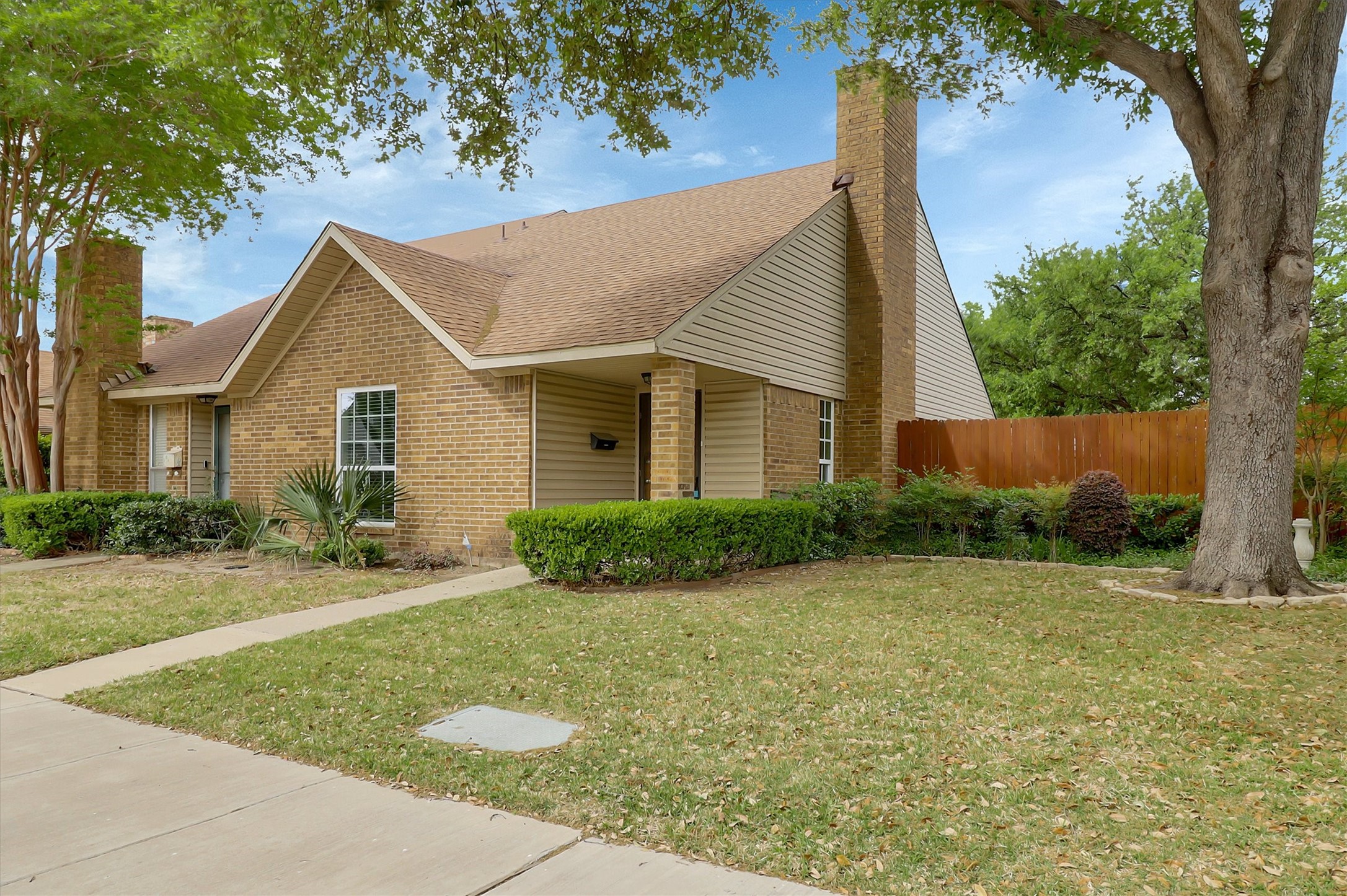 2018 Embassy Way Carrollton TX 75006