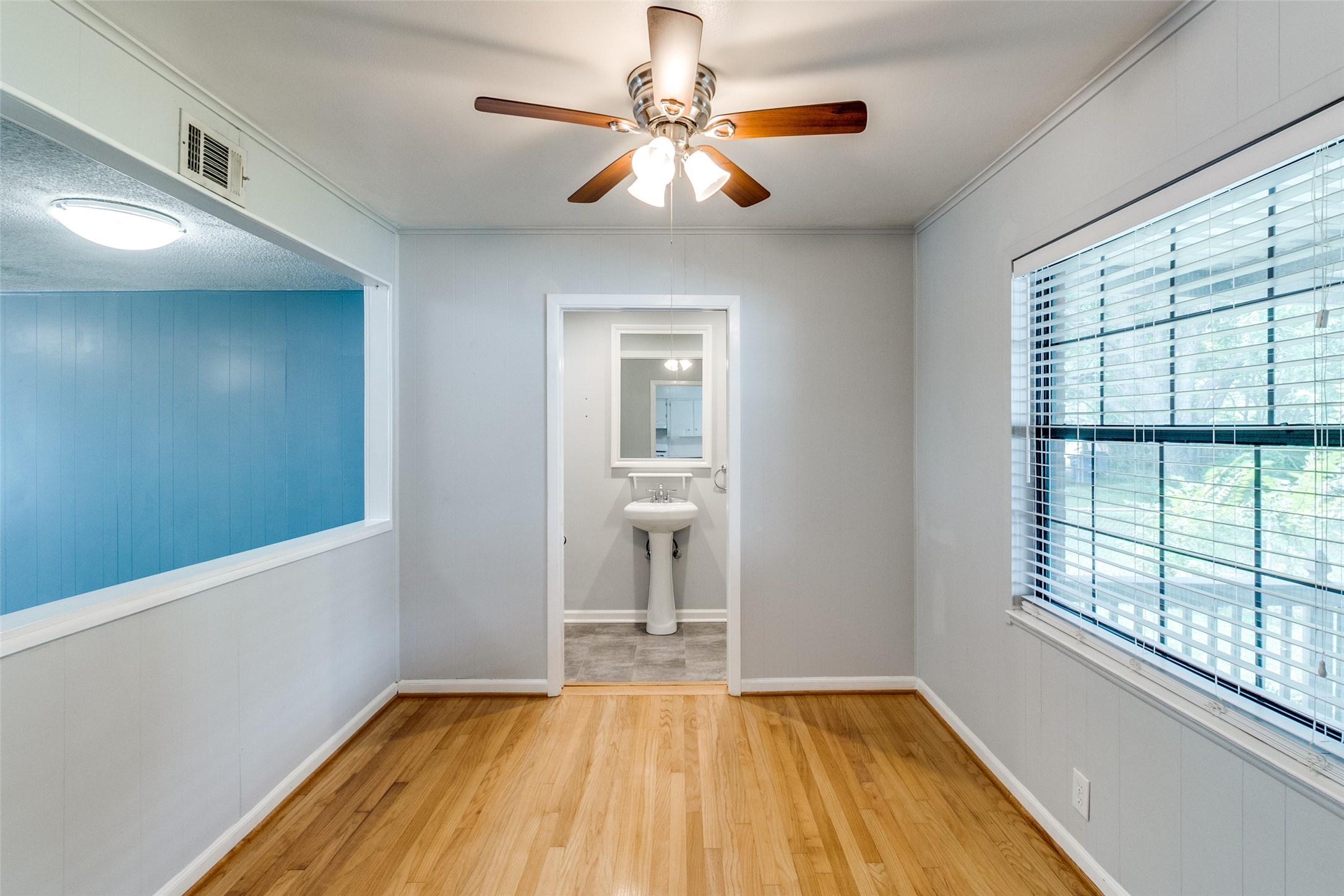 10858 Cassandra Way Dallas TX 75228