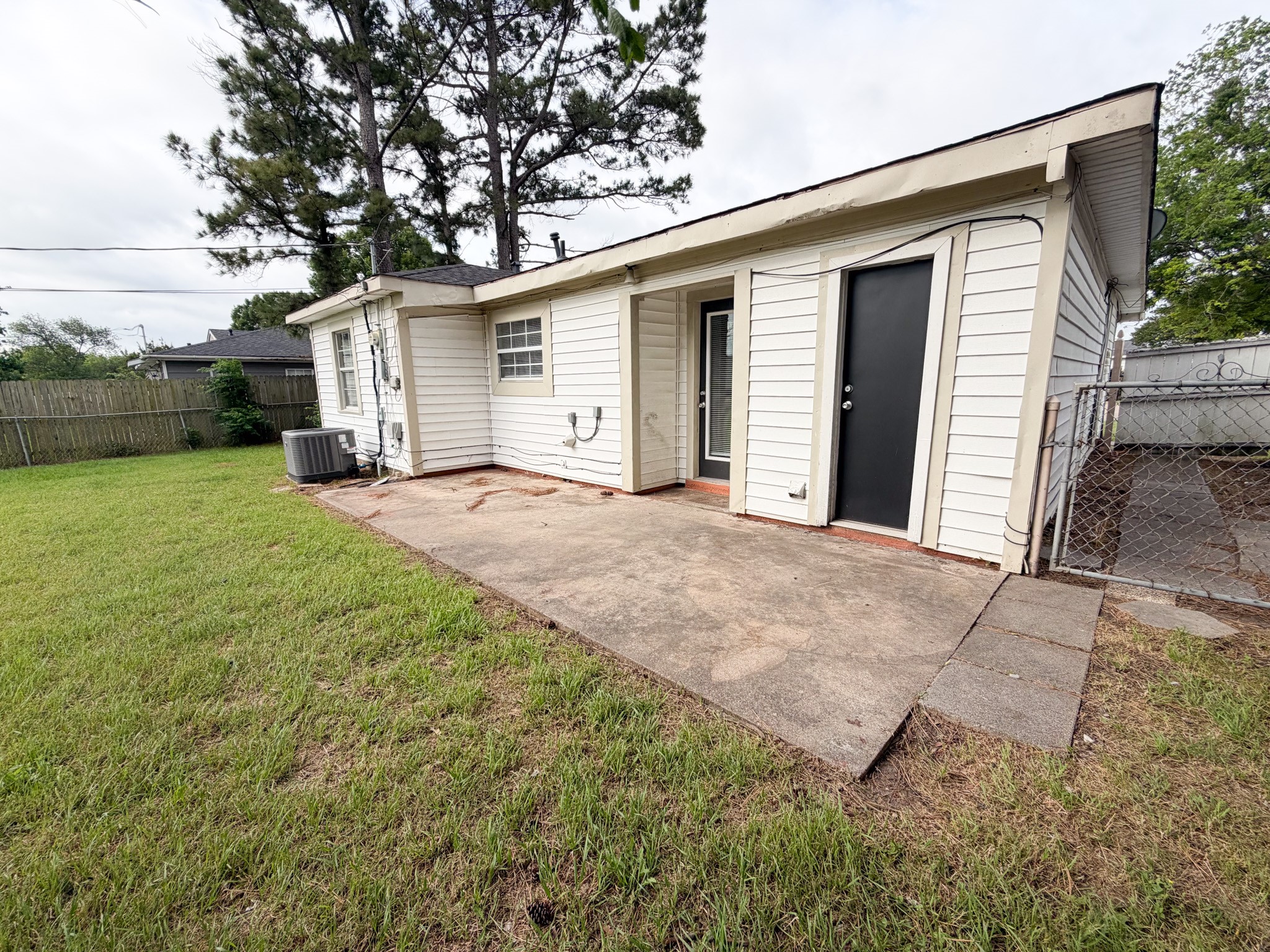 136 Highland Drive Ennis TX 75119