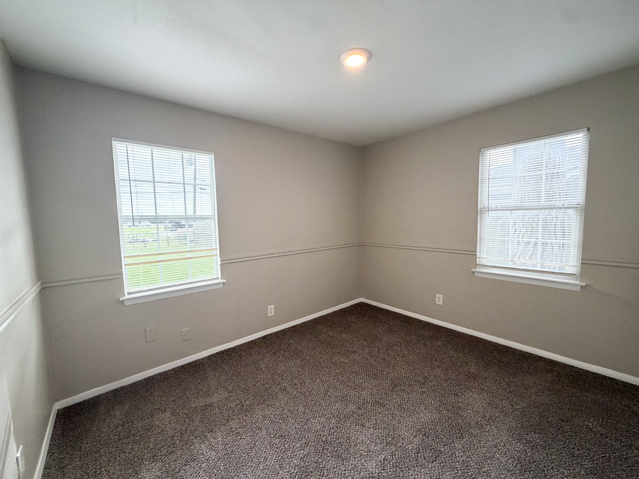 136 Highland Drive Ennis TX 75119