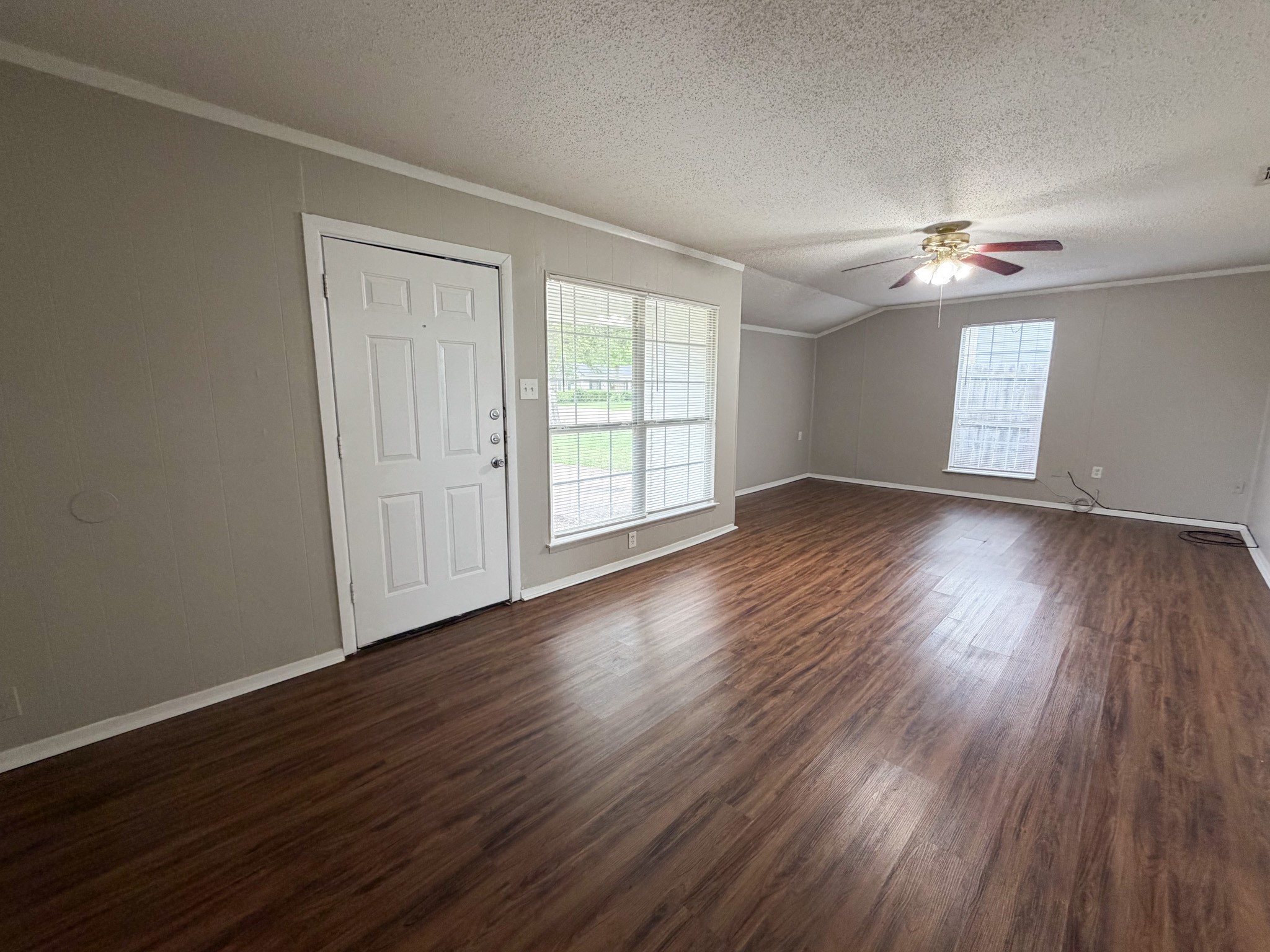 136 Highland Drive Ennis TX 75119