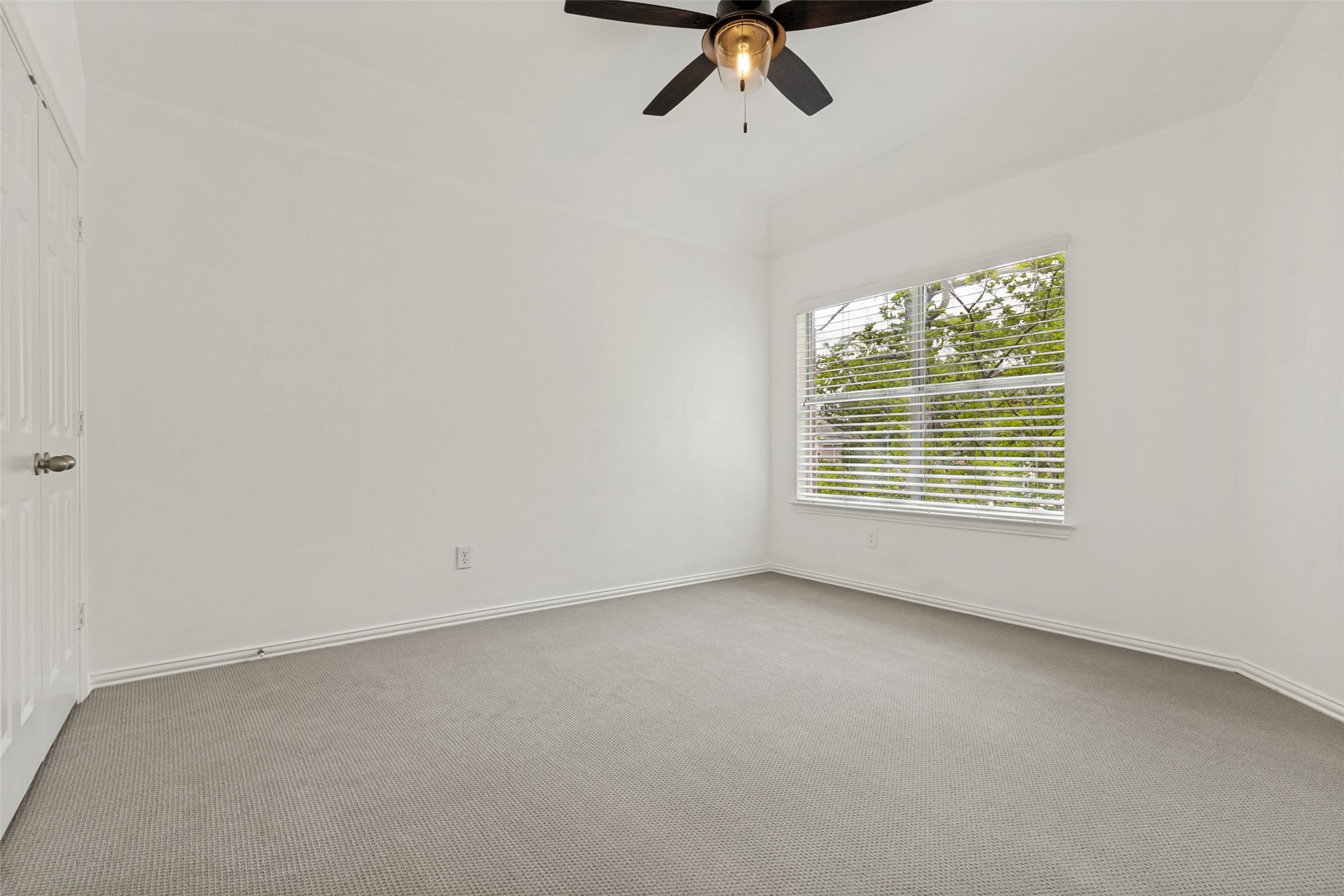 18515 Kelly Cave Trail Dallas TX 75252
