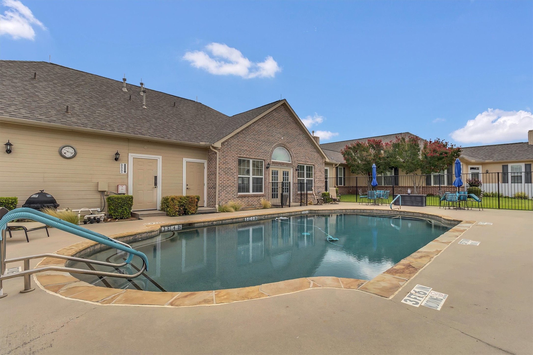 2601 Marsh Lane Plano TX 75093