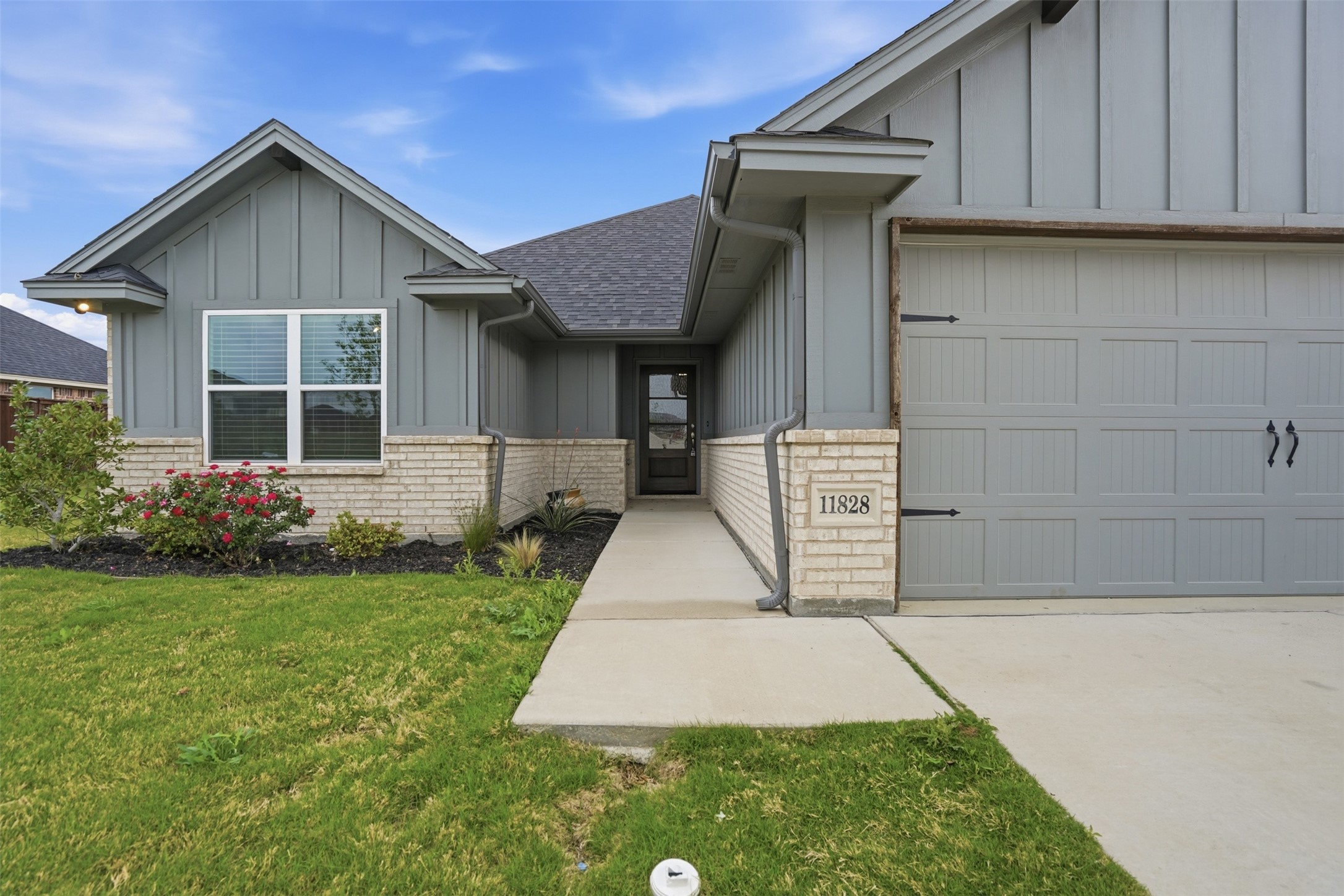 11828 Serval Street Godley TX 76044