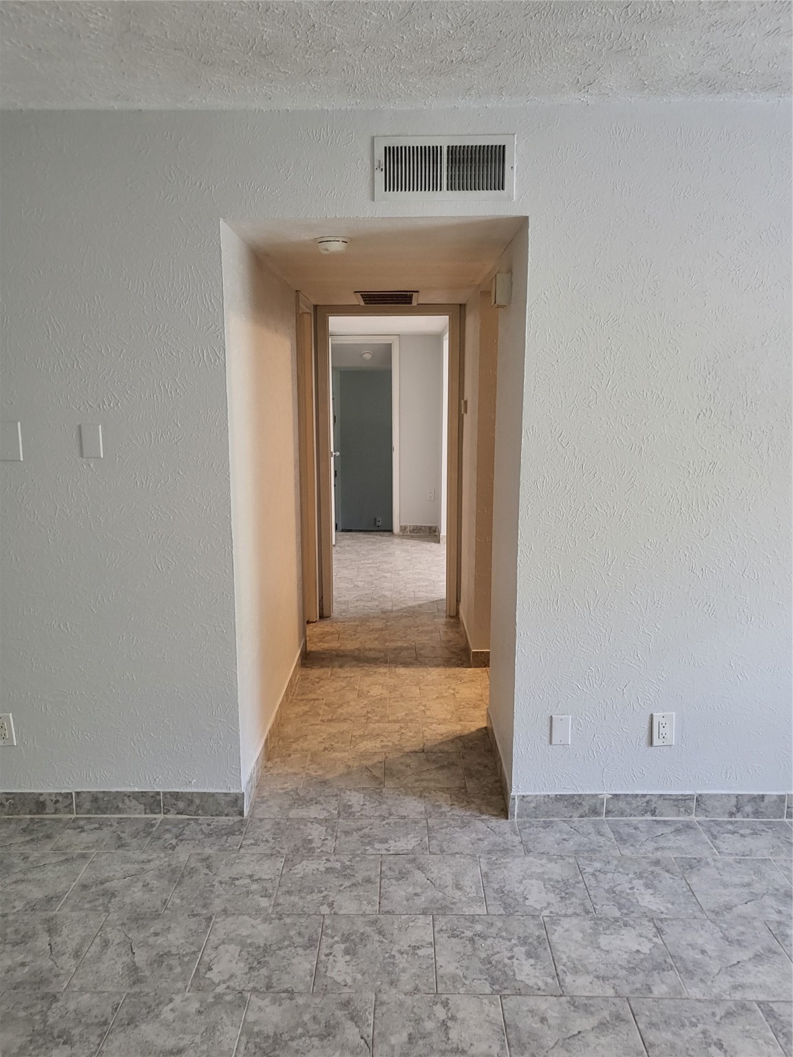 4317 Hartford Street Dallas TX 75219