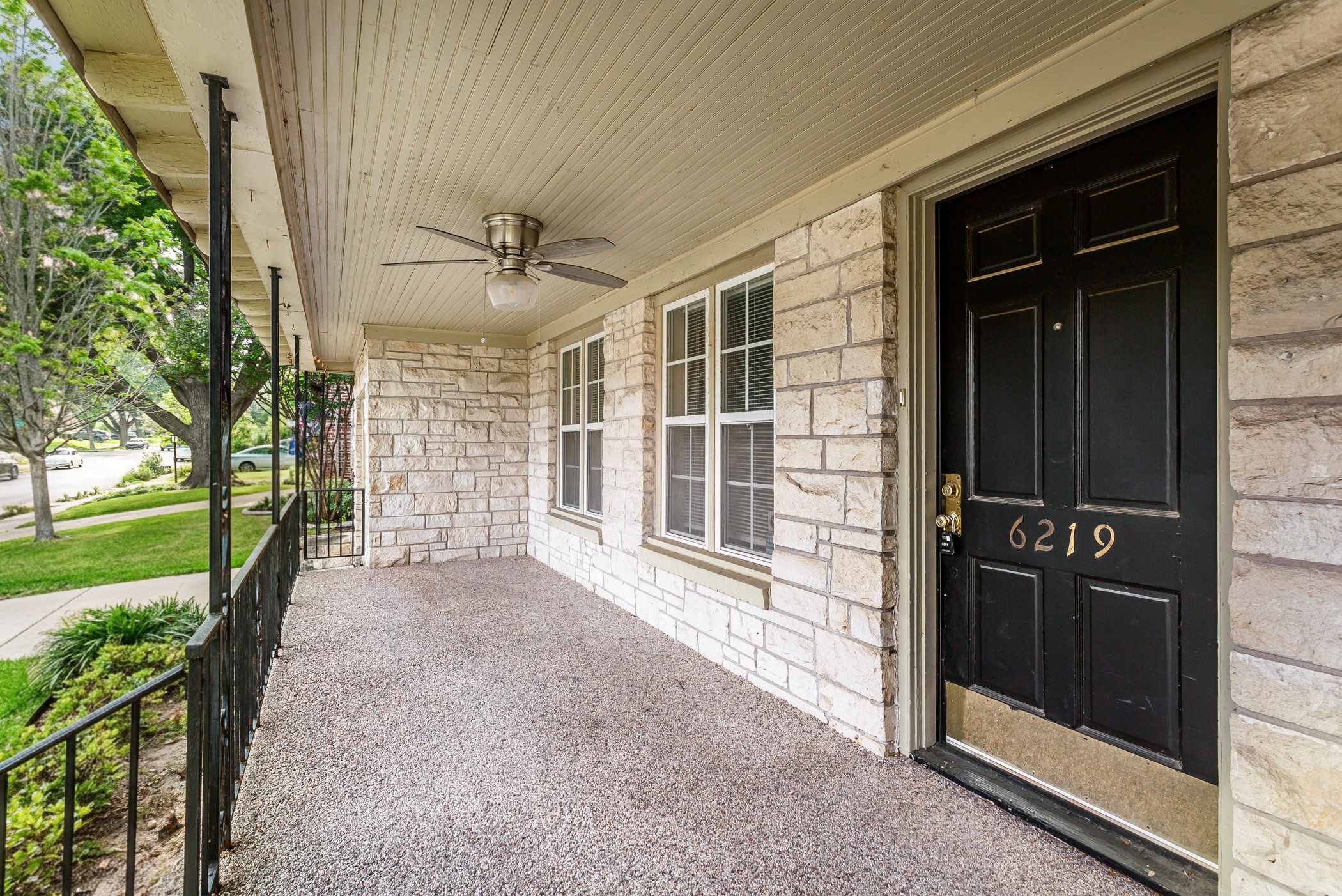 6219 Penrose Avenue Dallas TX 75214