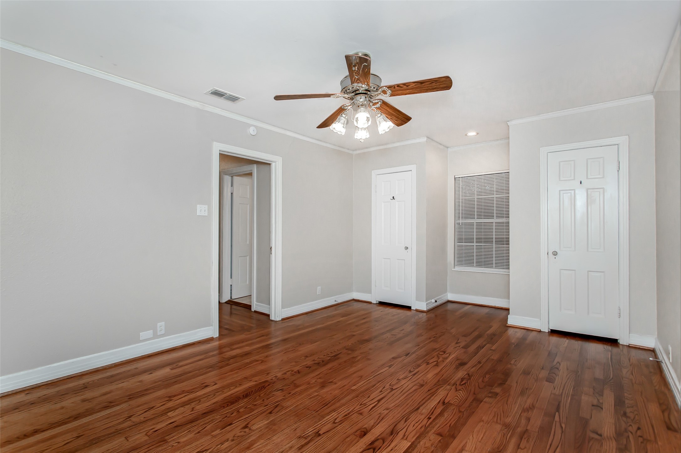 6219 Penrose Avenue Dallas TX 75214