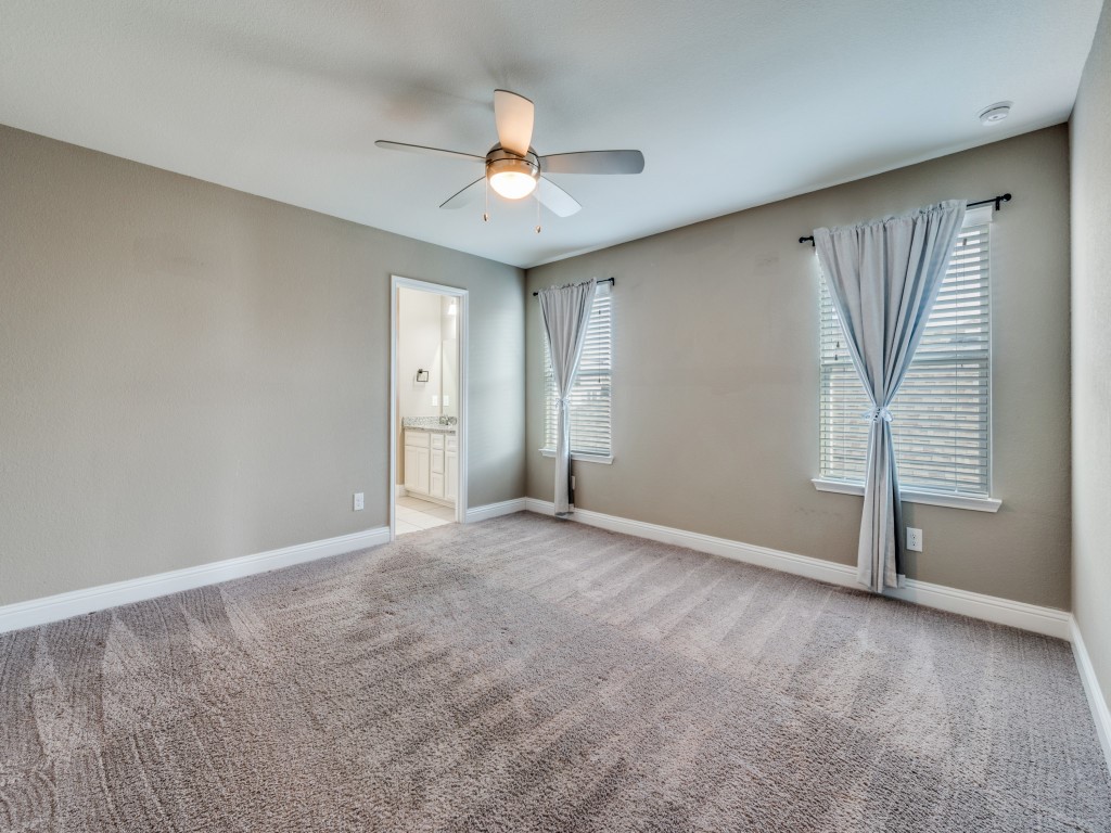 2612 Wayne Avenue Aubrey TX 76227