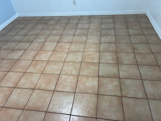 425 S Oak Street Arlington TX 76010