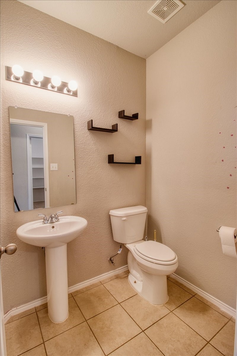 3012 Whitetail Chase Drive Fort Worth TX 76108