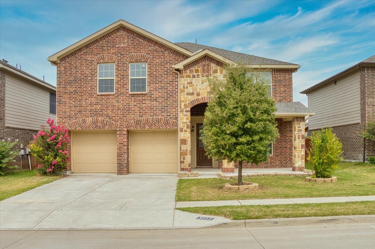 3012 Whitetail Chase Drive Fort Worth TX 76108