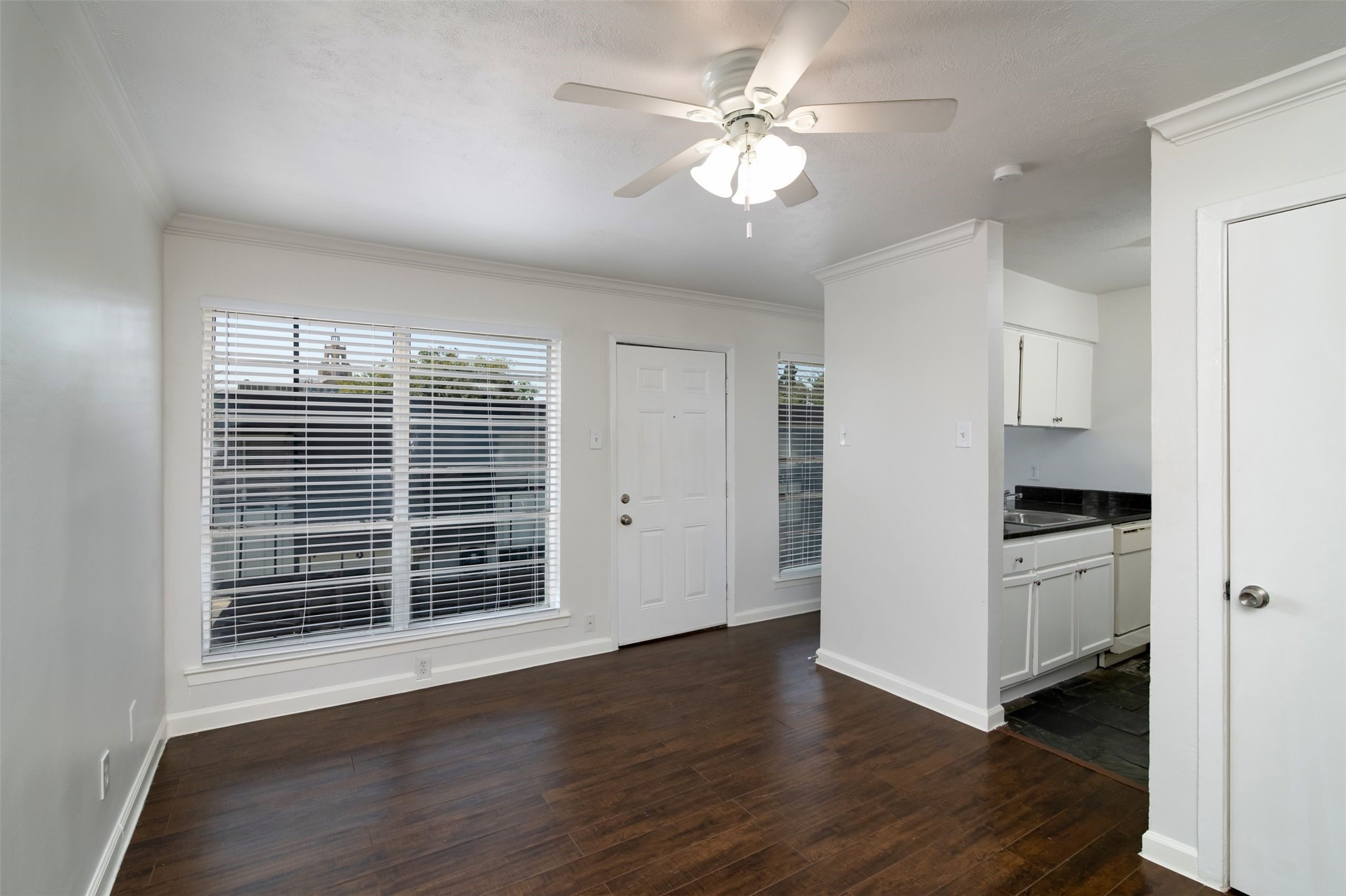 2816 Throckmorton Street Dallas TX 75219