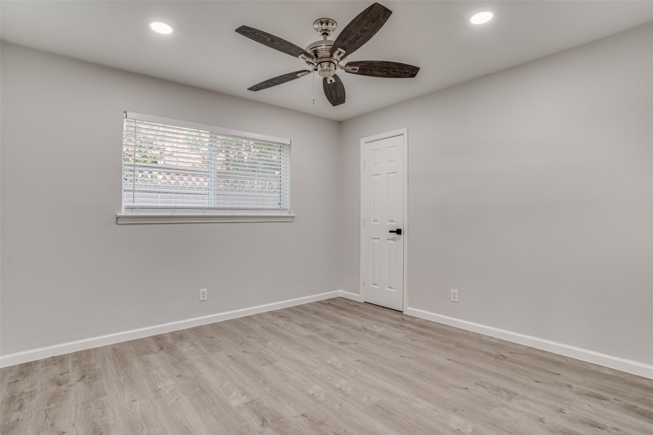 5444 Gaston Avenue Dallas TX 75214
