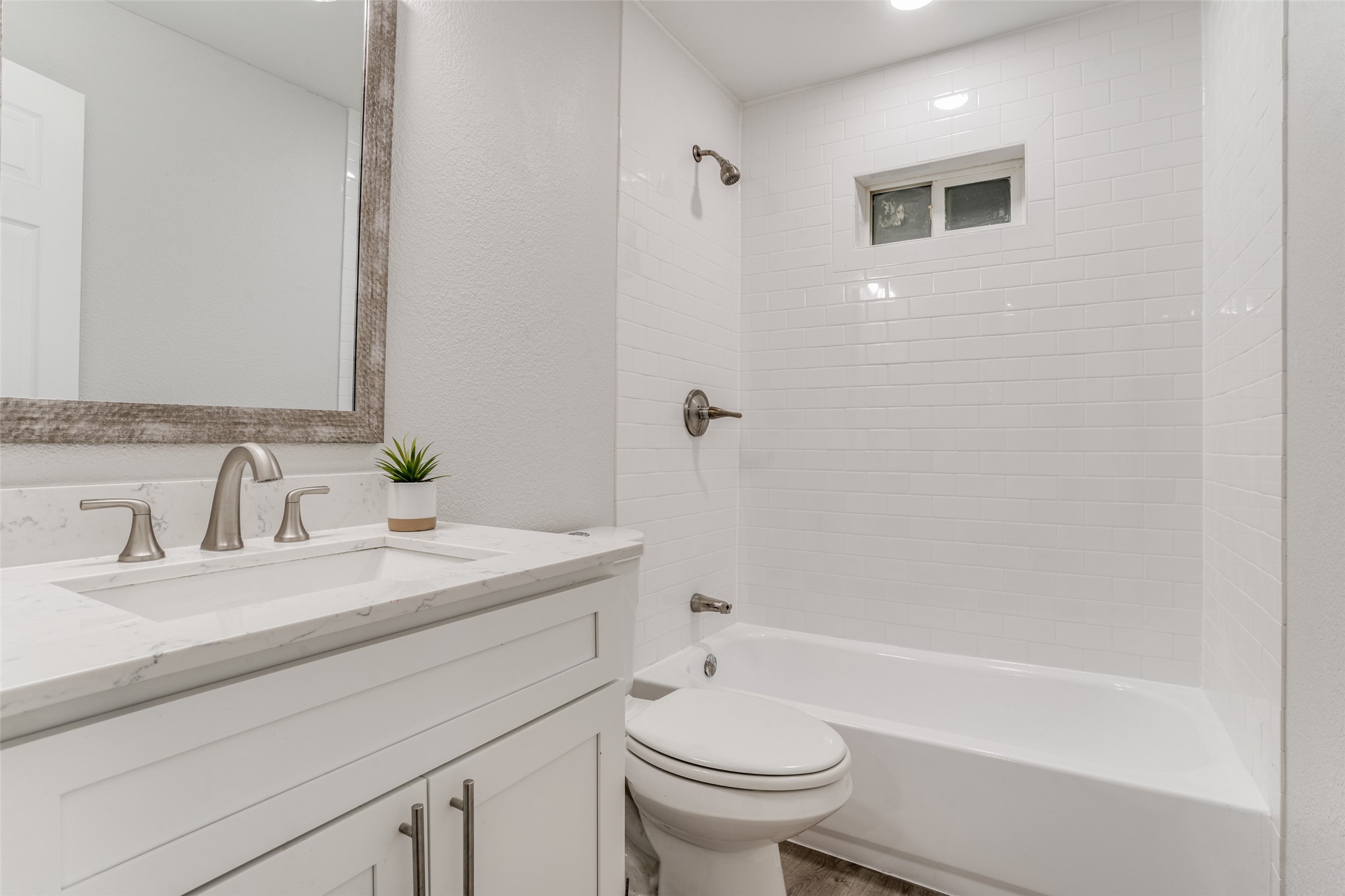 5444 Gaston Avenue Dallas TX 75214