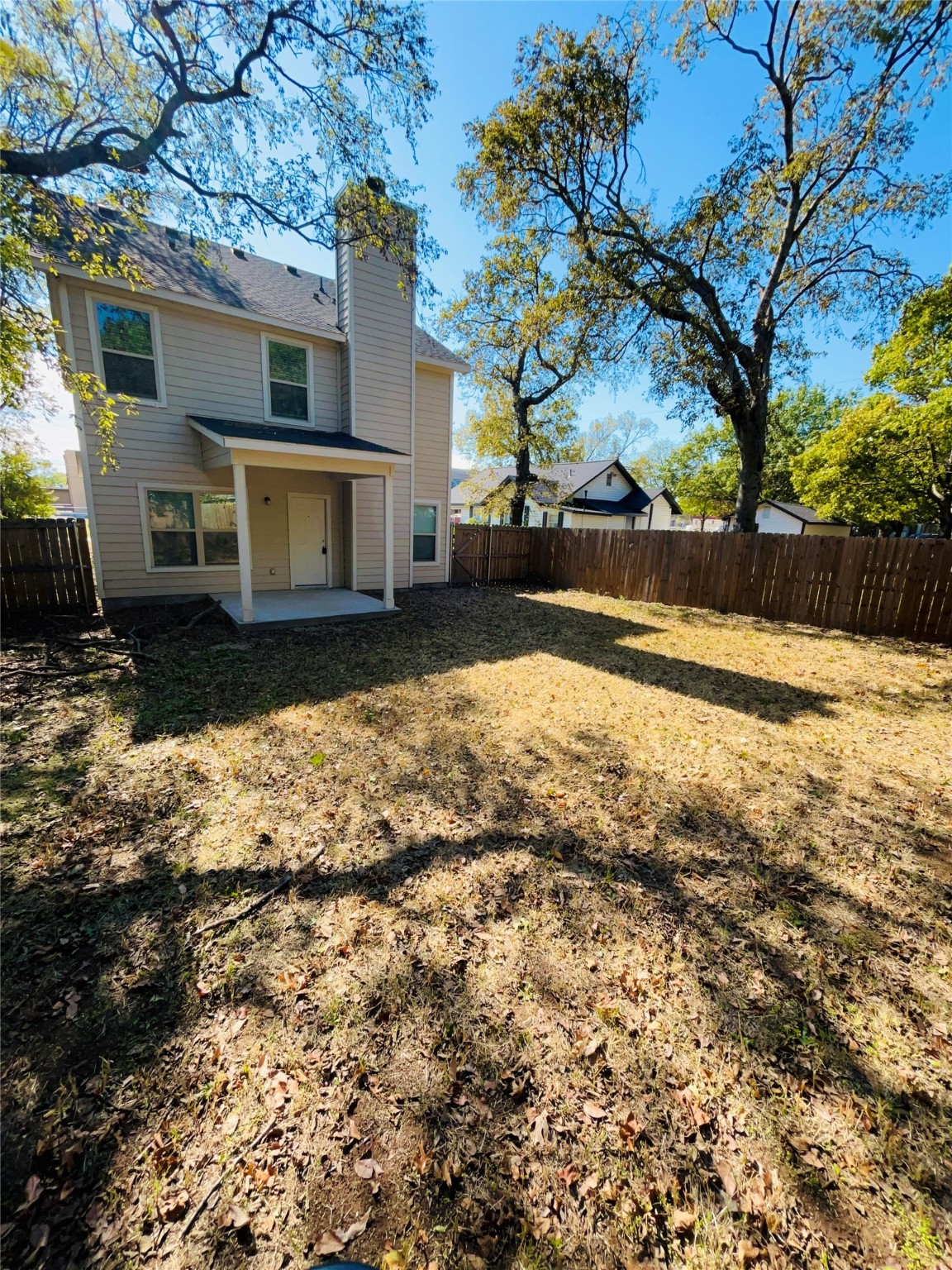 103 E 15th Street Bonham TX 75418
