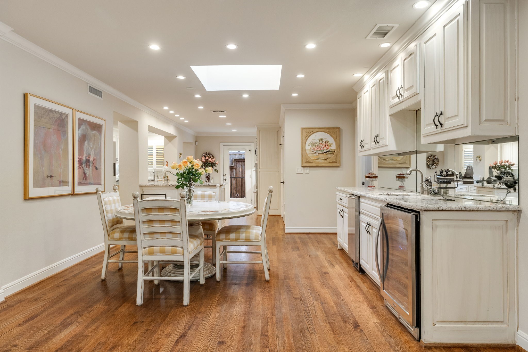 4678 Beverly Drive Highland Park TX 75209