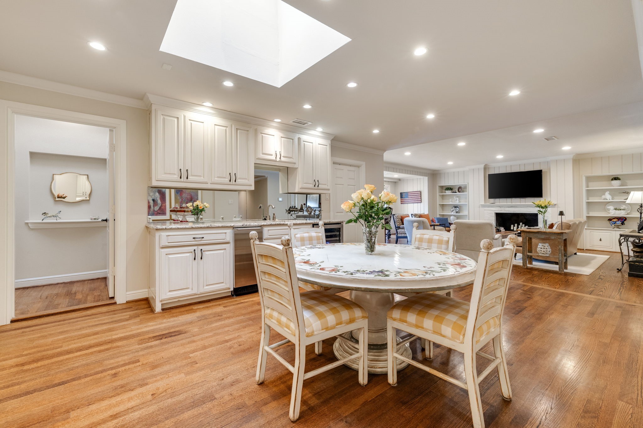 4678 Beverly Drive Highland Park TX 75209