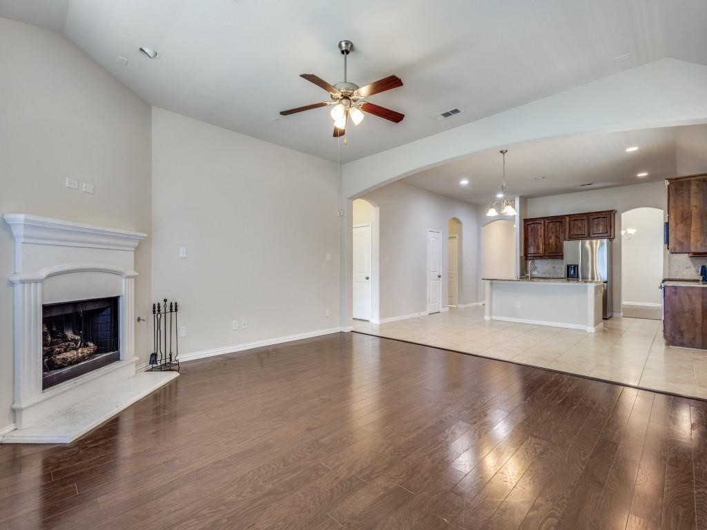 2712 Cole Castle Drive Lewisville TX 75056