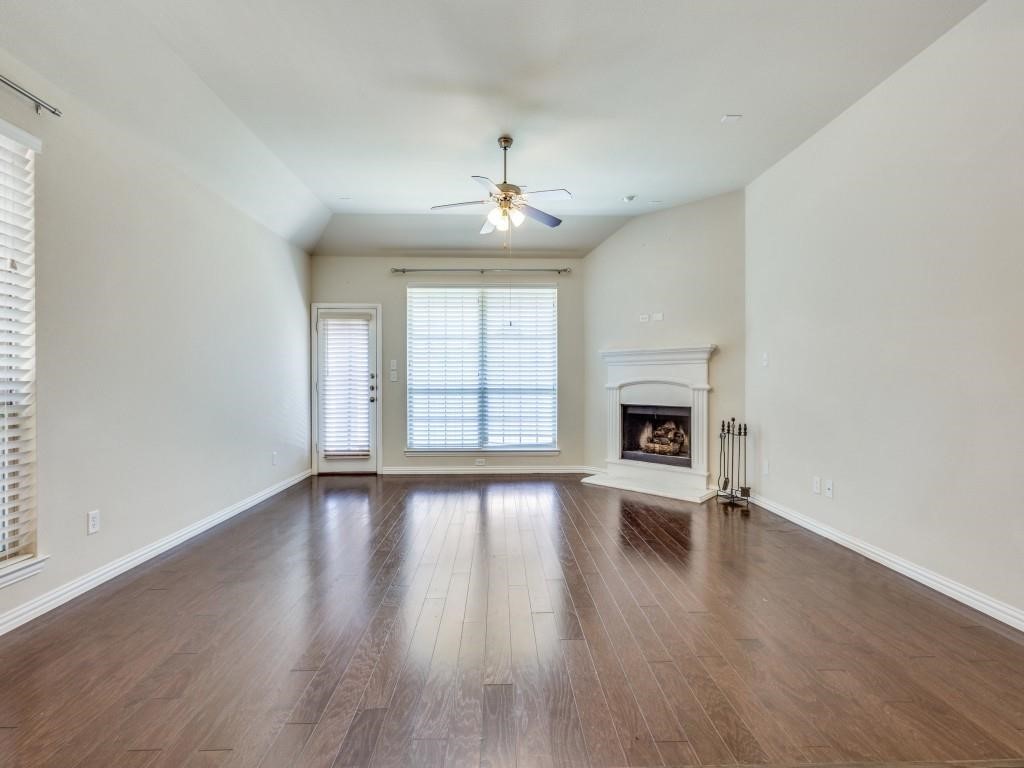 2712 Cole Castle Drive Lewisville TX 75056