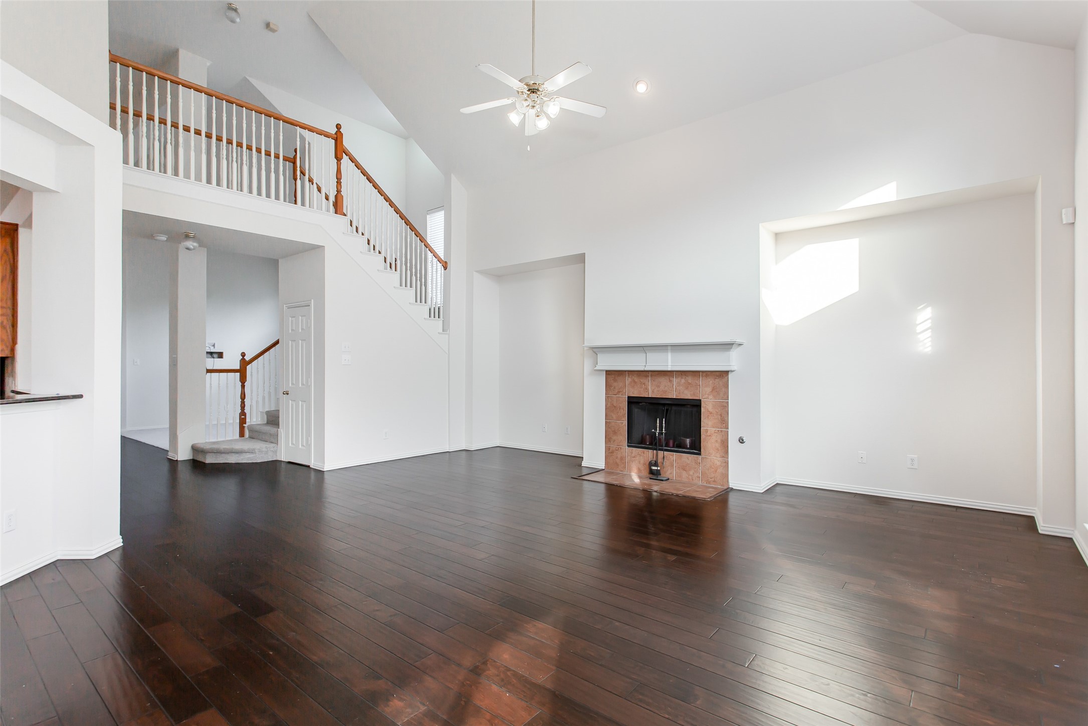 915 Falcon Trail Murphy TX 75094