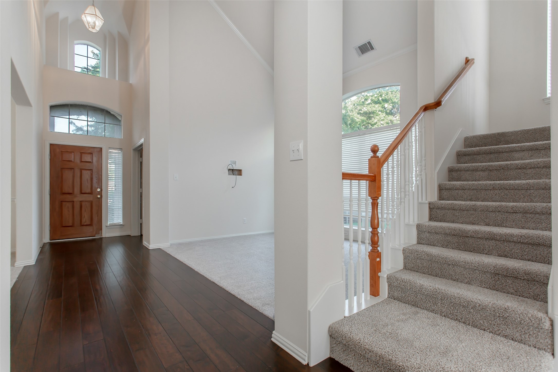 915 Falcon Trail Murphy TX 75094