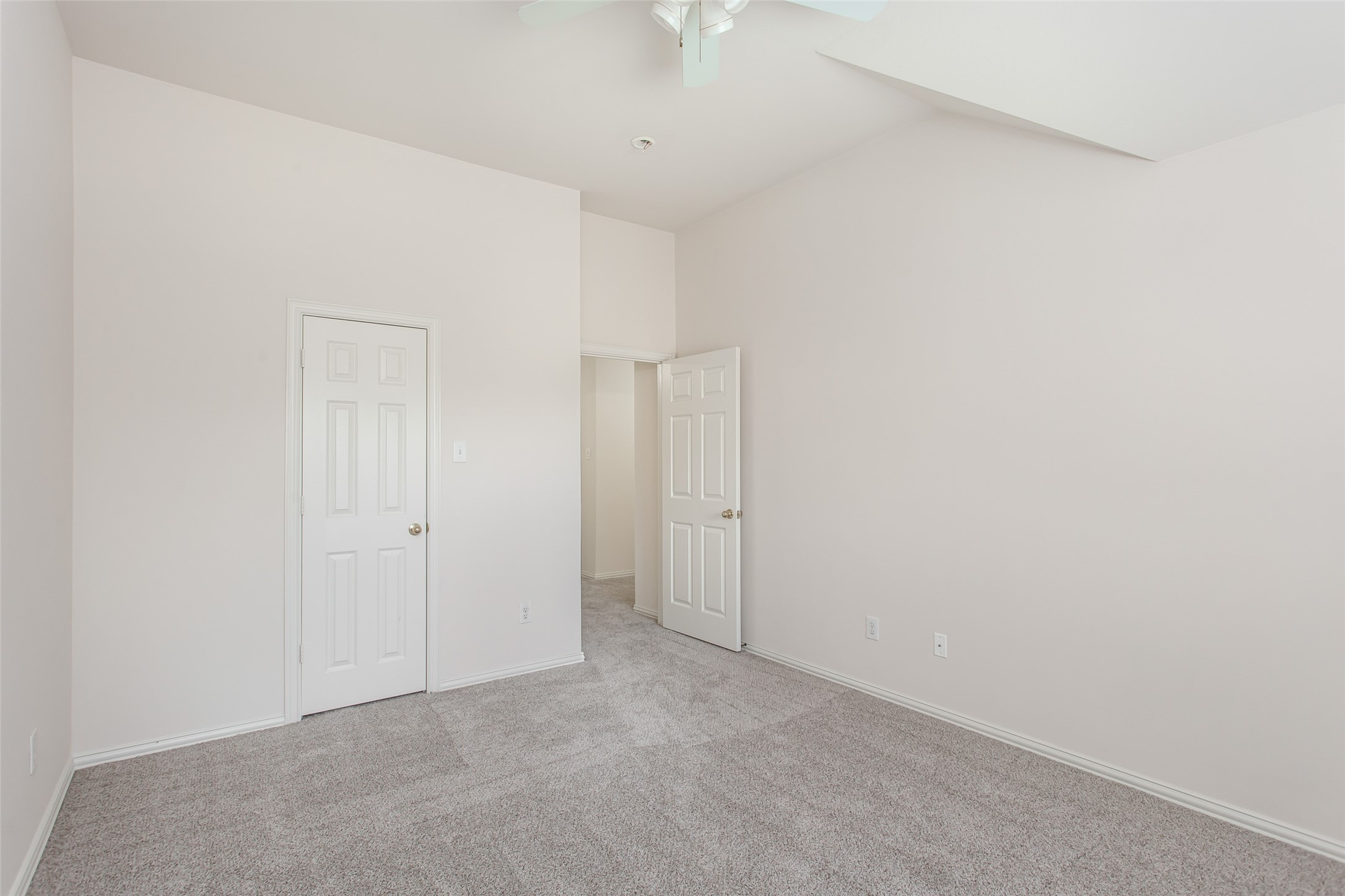 915 Falcon Trail Murphy TX 75094