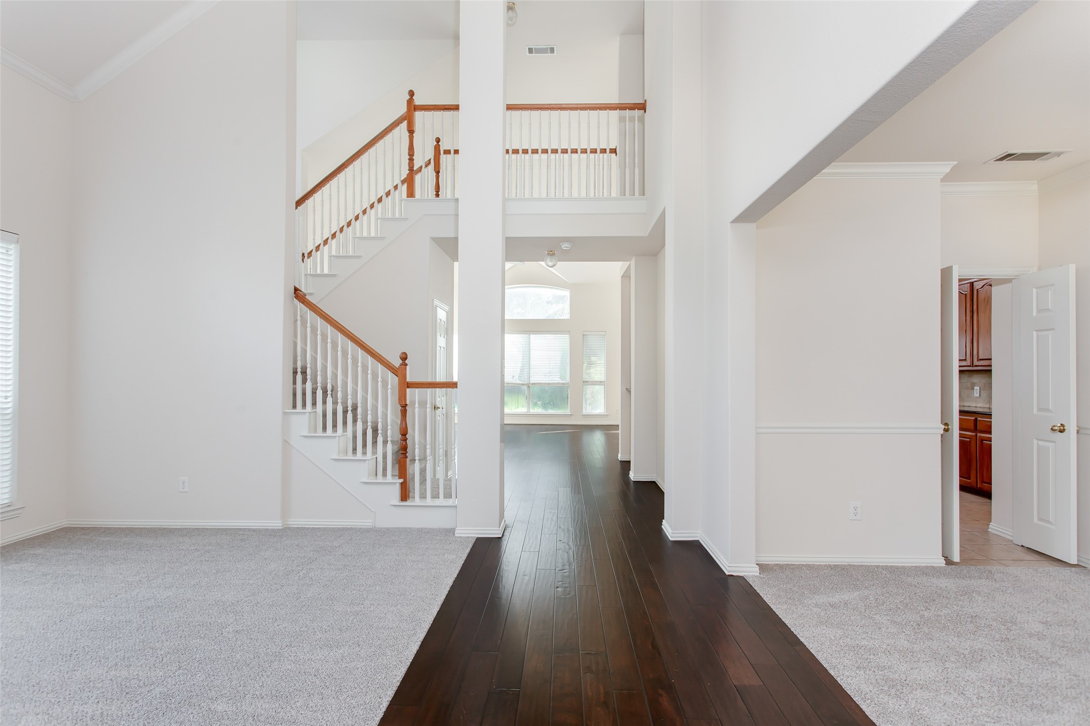 915 Falcon Trail Murphy TX 75094