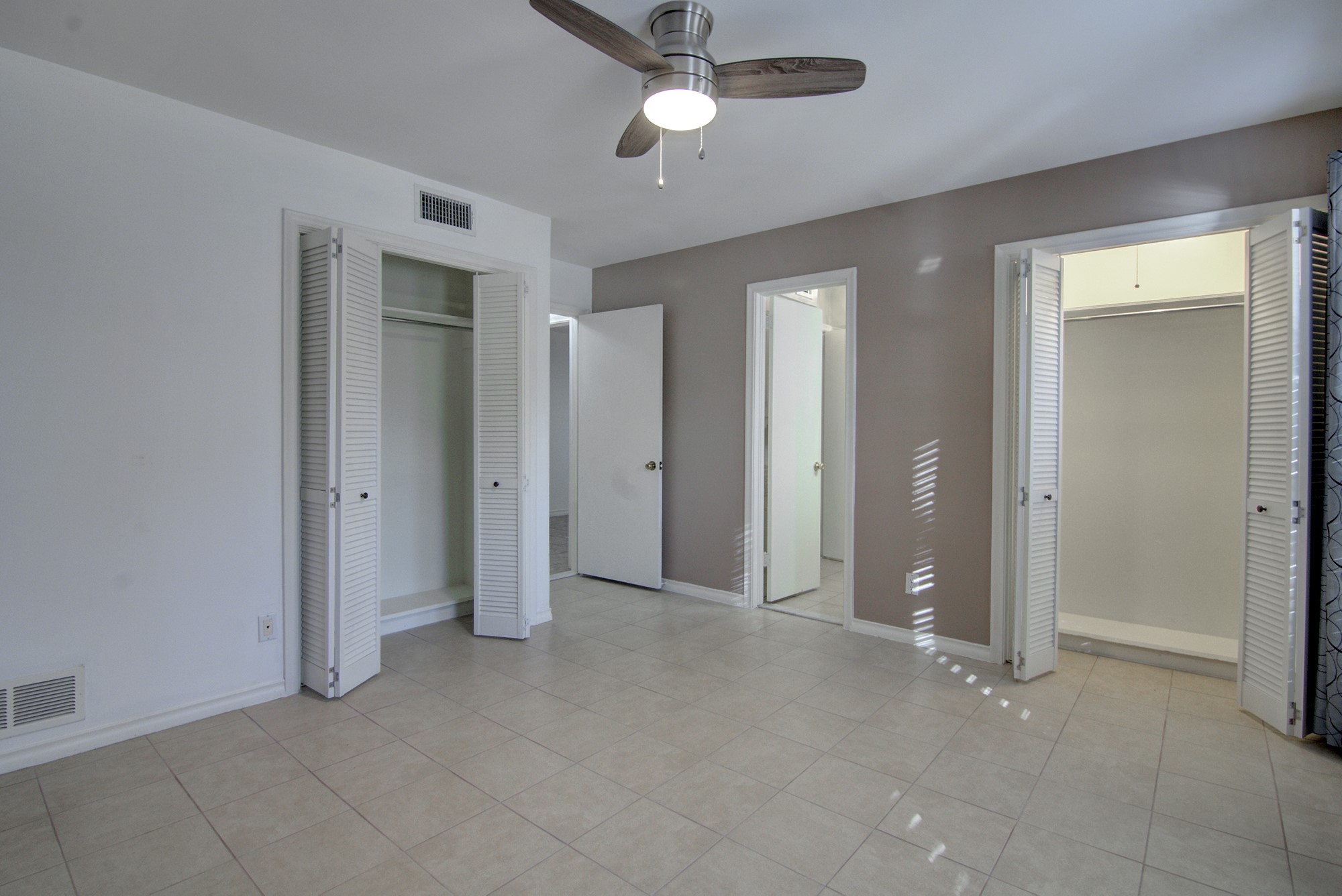 3763 Vinecrest Drive Dallas TX 75229