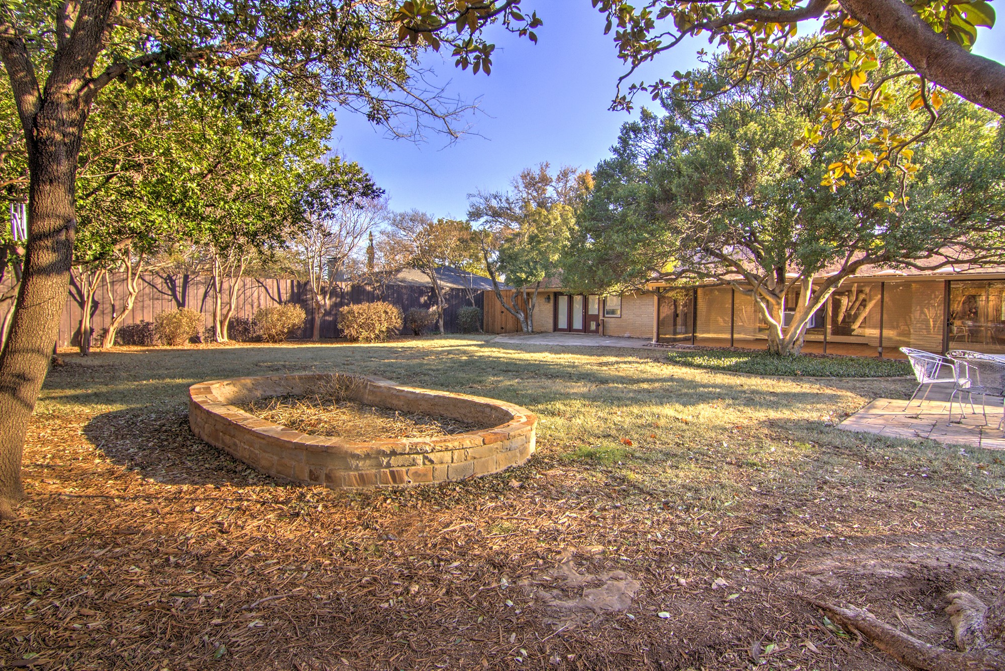 3763 Vinecrest Drive Dallas TX 75229