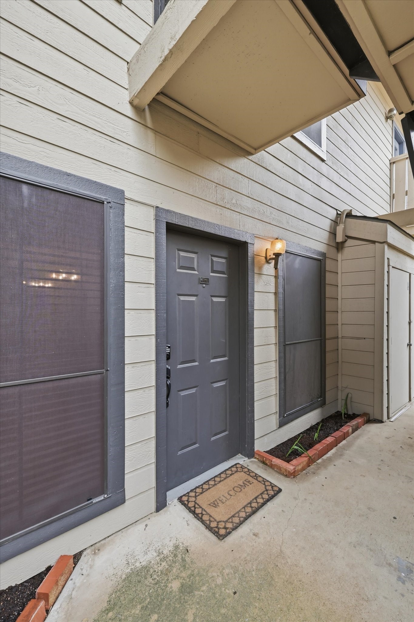 9600 Royal Lane Dallas TX 75243