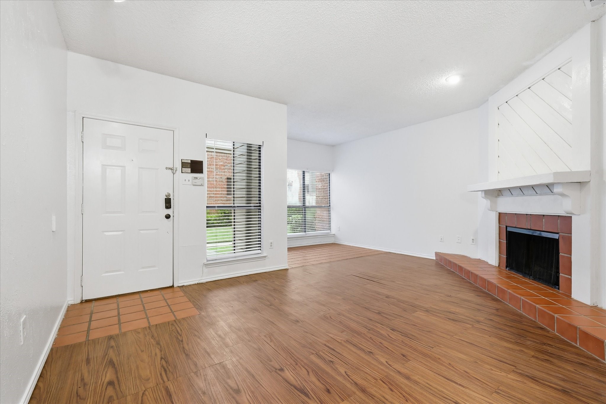 9600 Royal Lane Dallas TX 75243