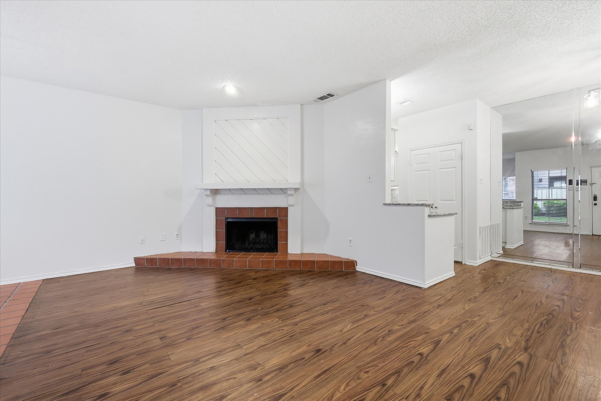9600 Royal Lane Dallas TX 75243
