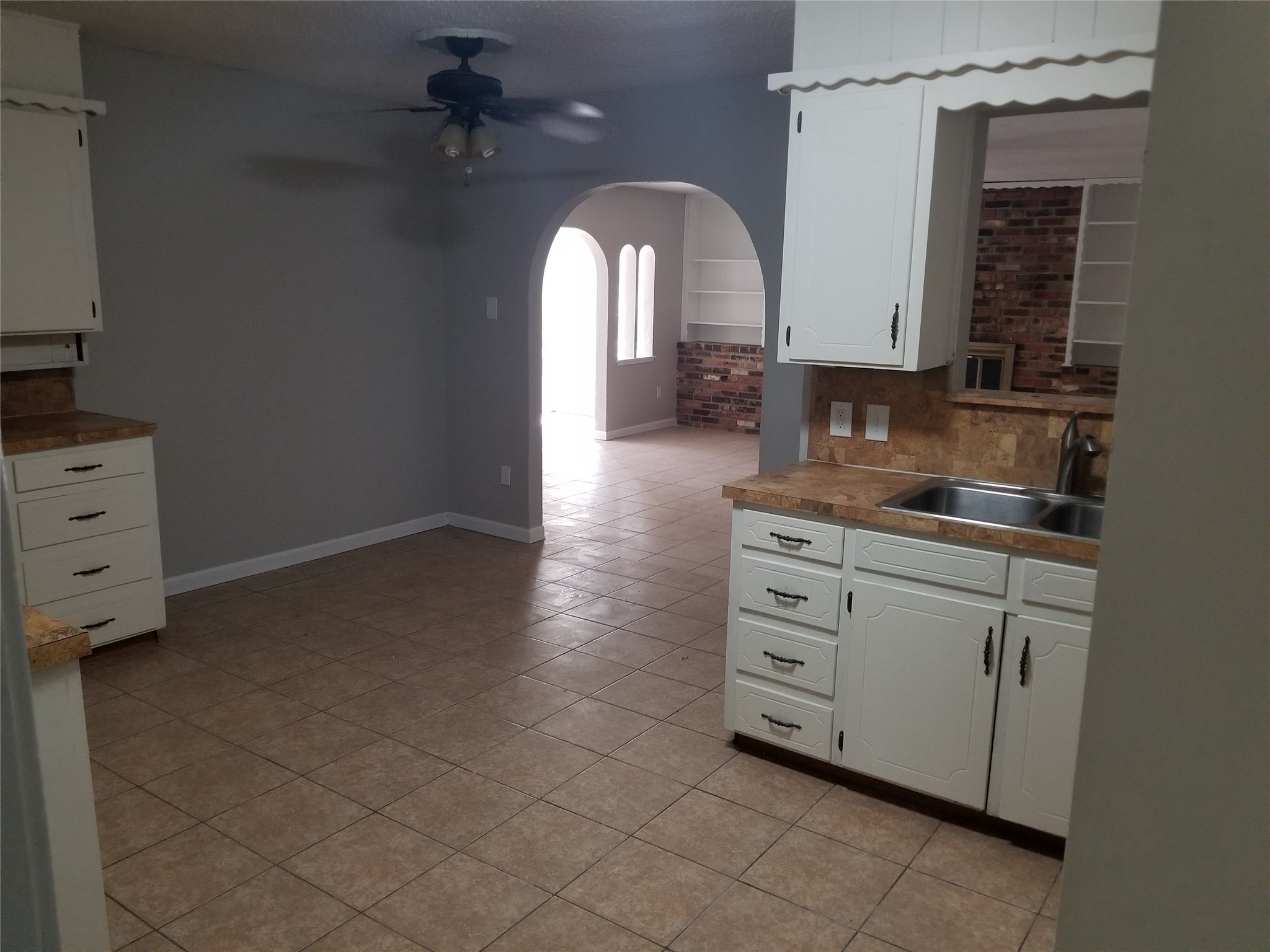 3460 Edith Lane Haltom City TX 76117