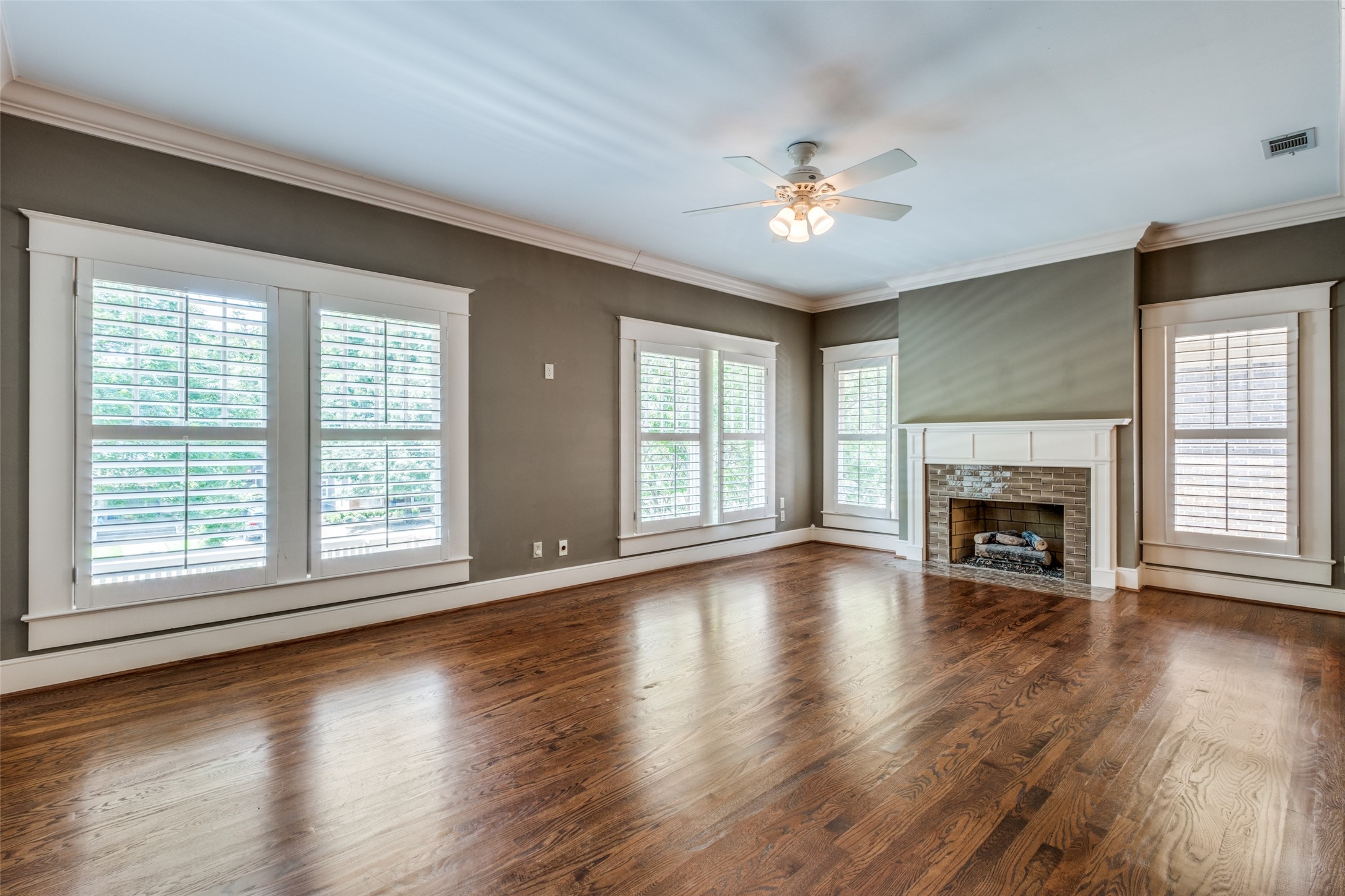 4818 Tremont Street Dallas TX 75246