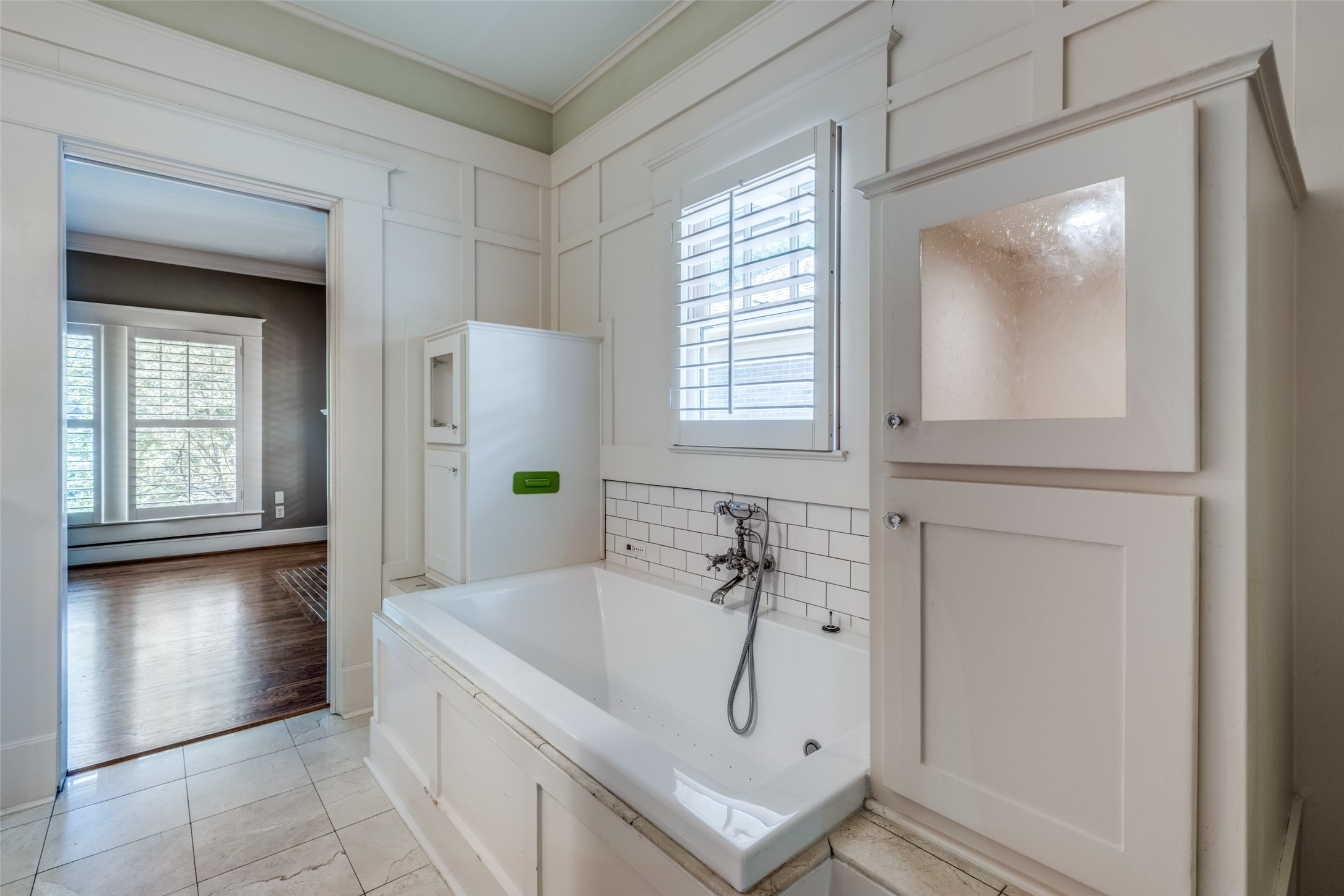 4818 Tremont Street Dallas TX 75246