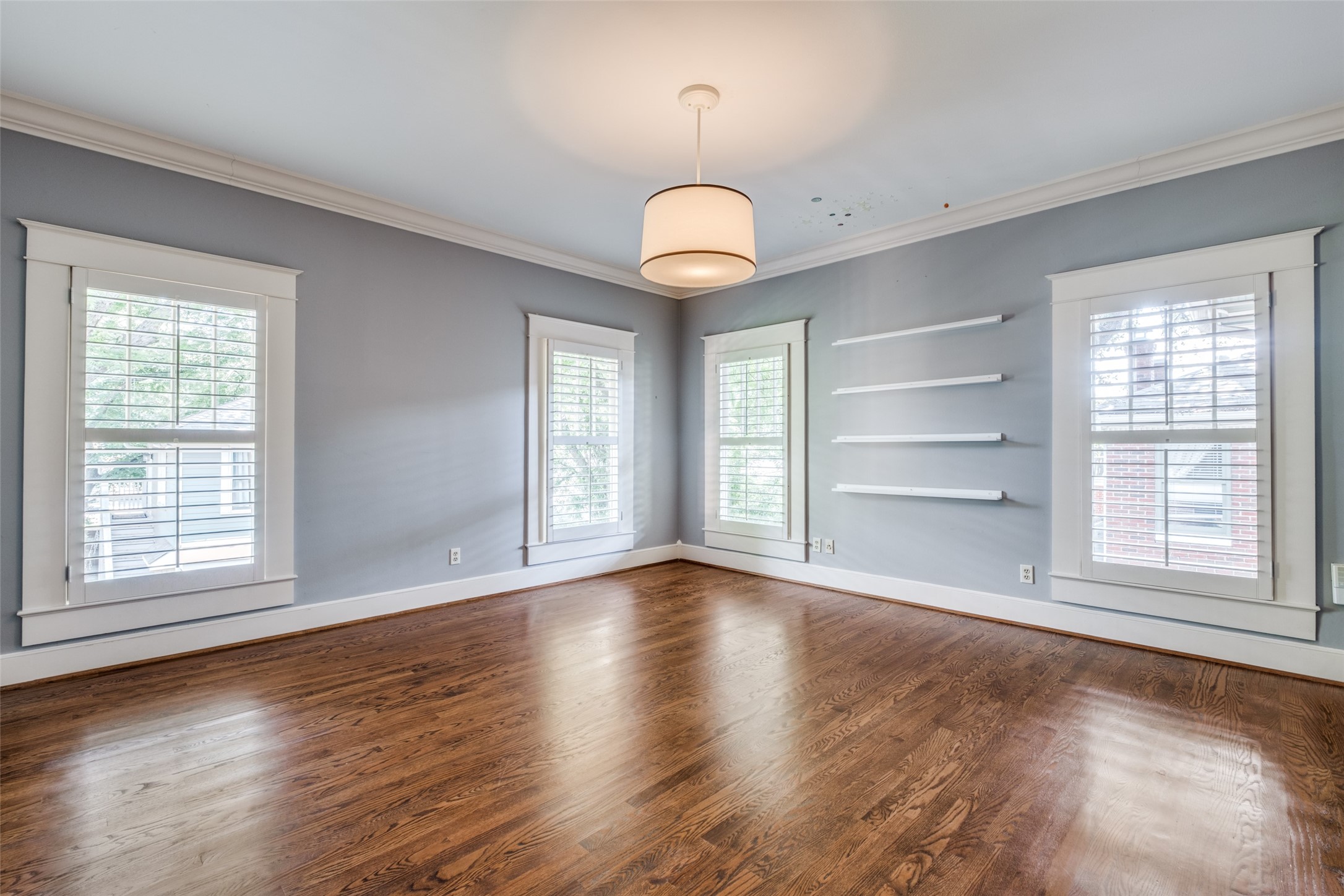 4818 Tremont Street Dallas TX 75246