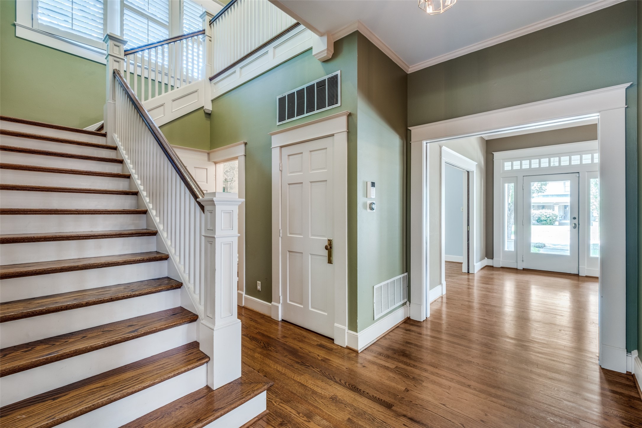 4818 Tremont Street Dallas TX 75246