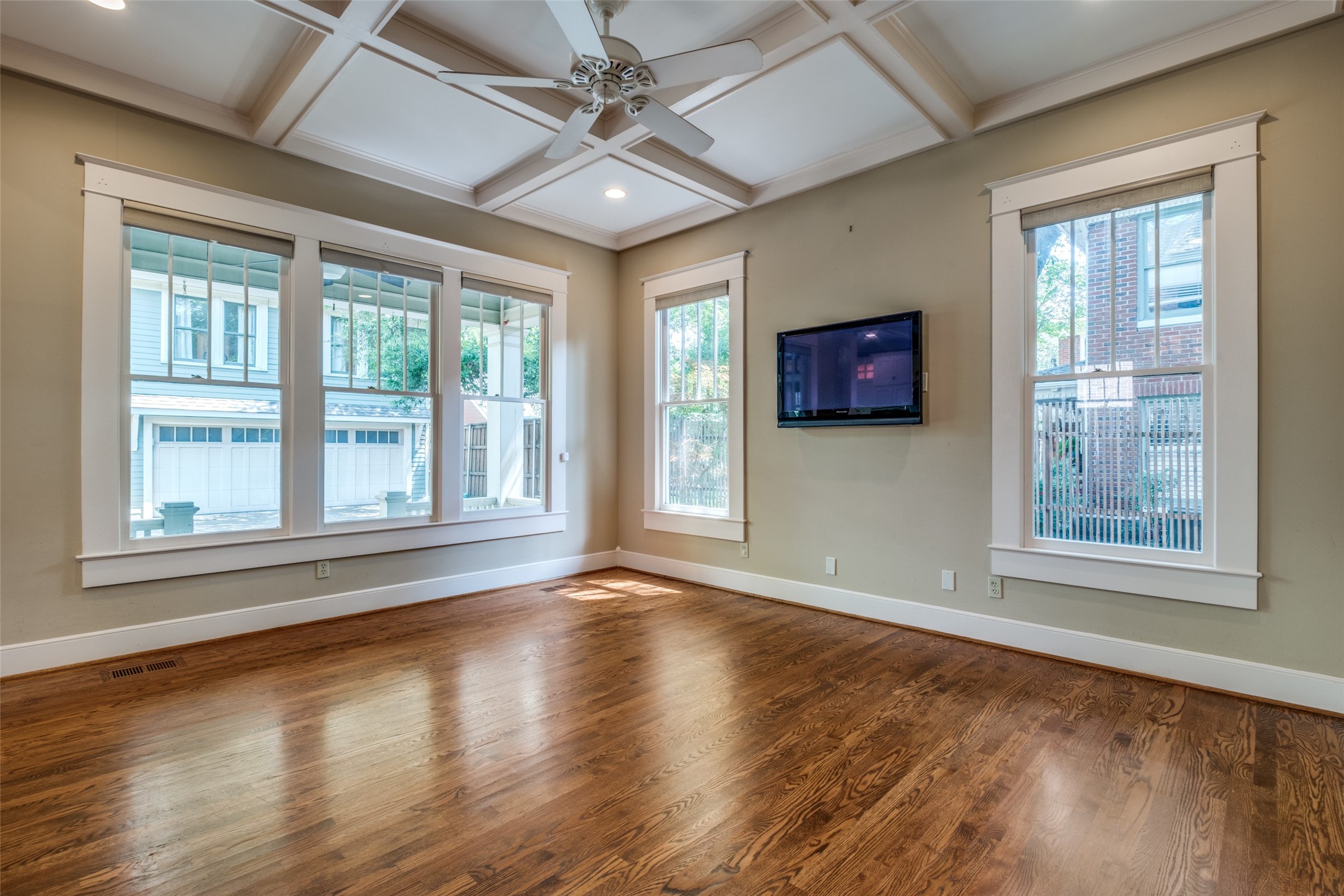 4818 Tremont Street Dallas TX 75246