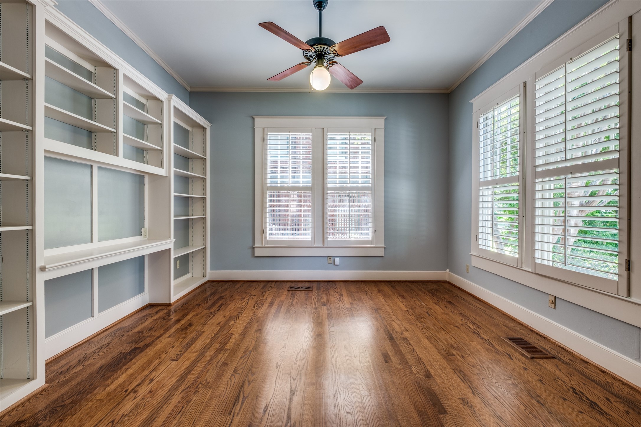 4818 Tremont Street Dallas TX 75246