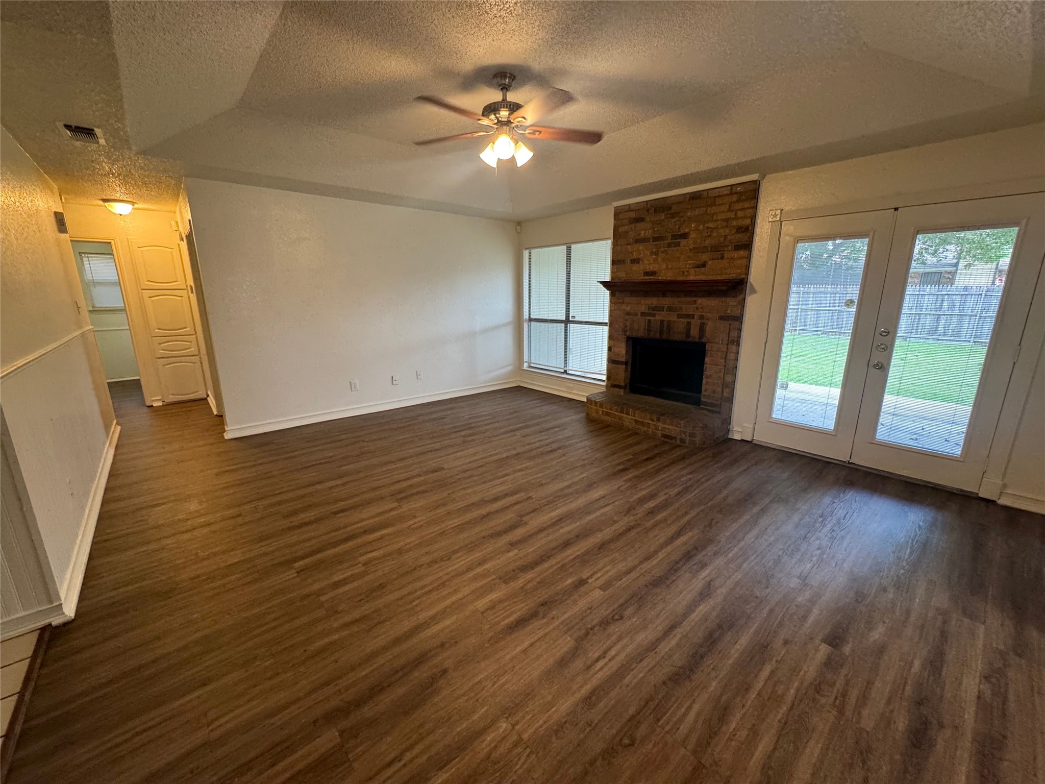 1940 Willow Vale Drive Fort Worth TX 76134