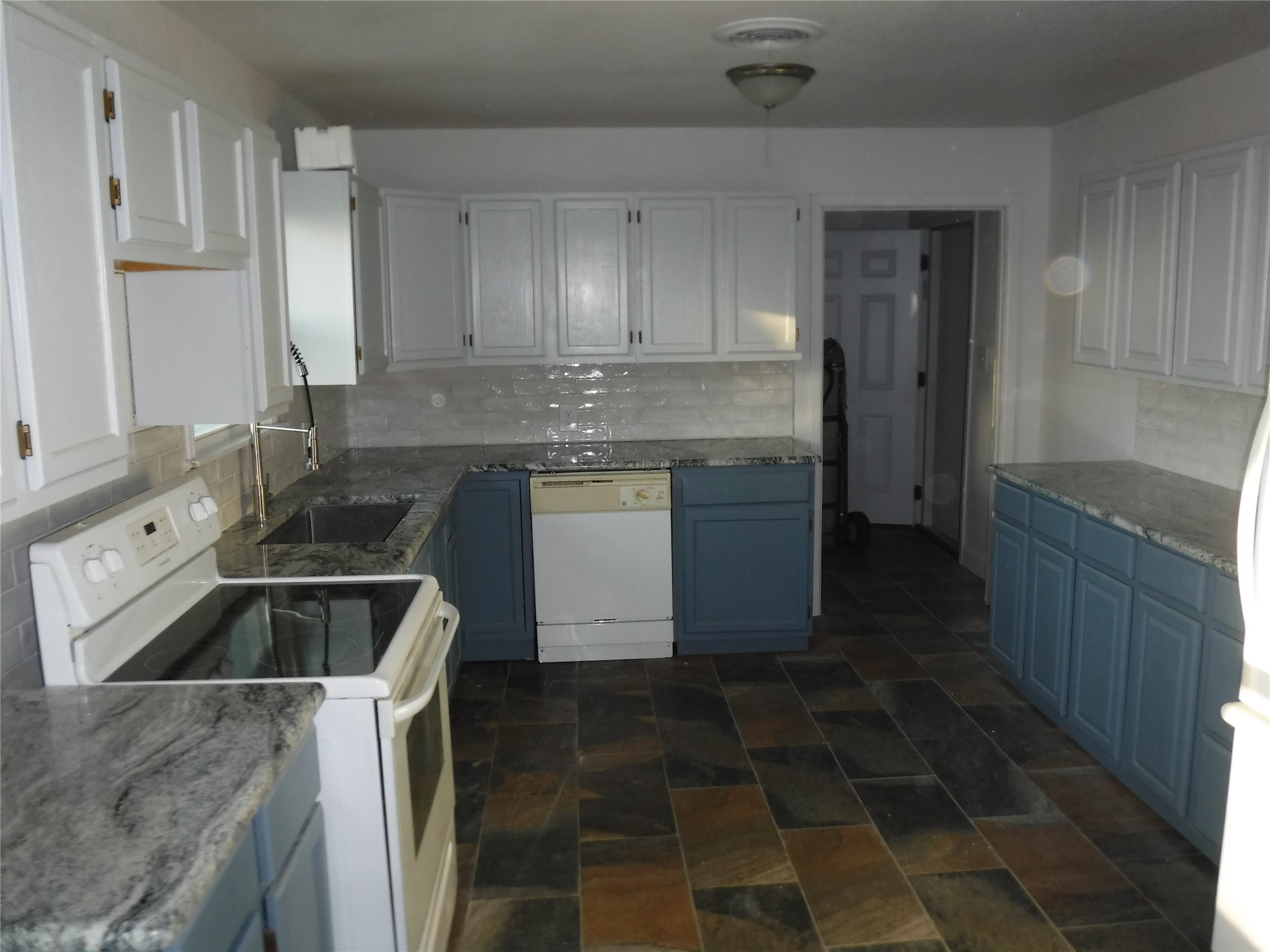 4109 Ridgecrest Circle Lake Worth TX 76135