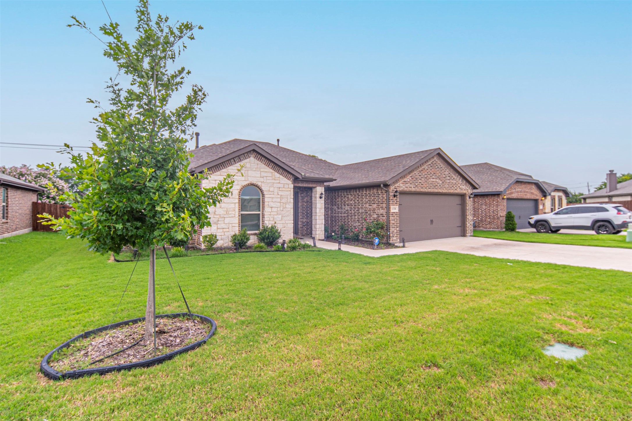 1338 Winding Hollow Drive Grand Prairie TX 75052