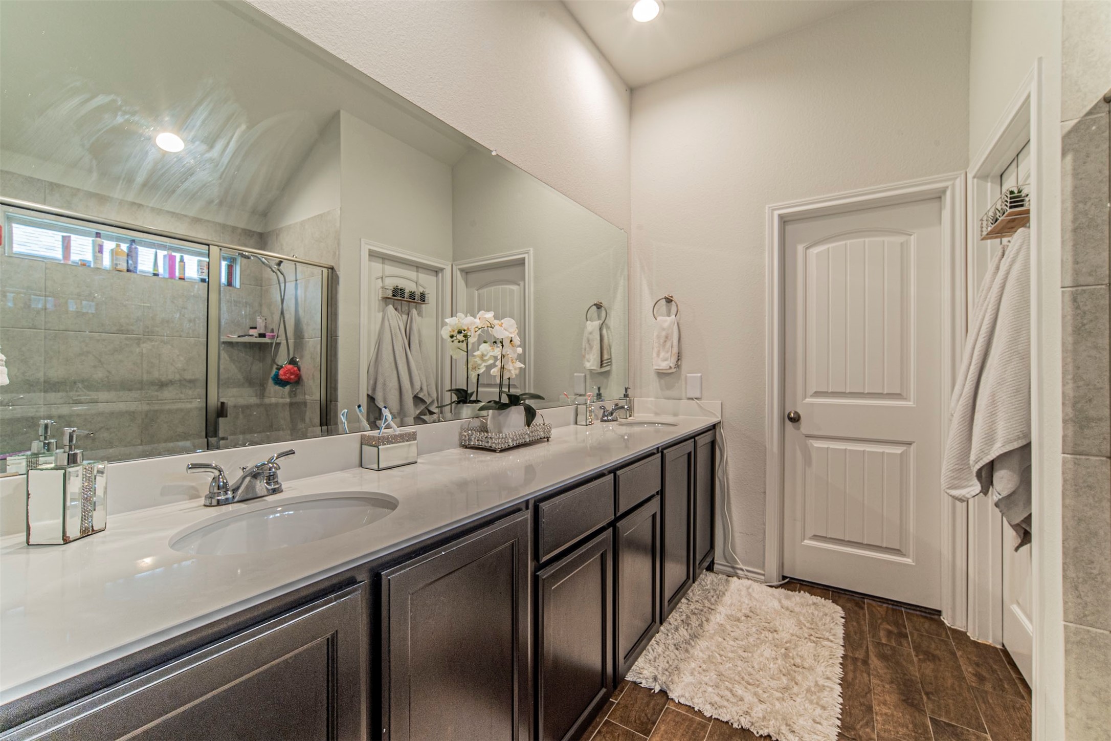 1338 Winding Hollow Drive Grand Prairie TX 75052