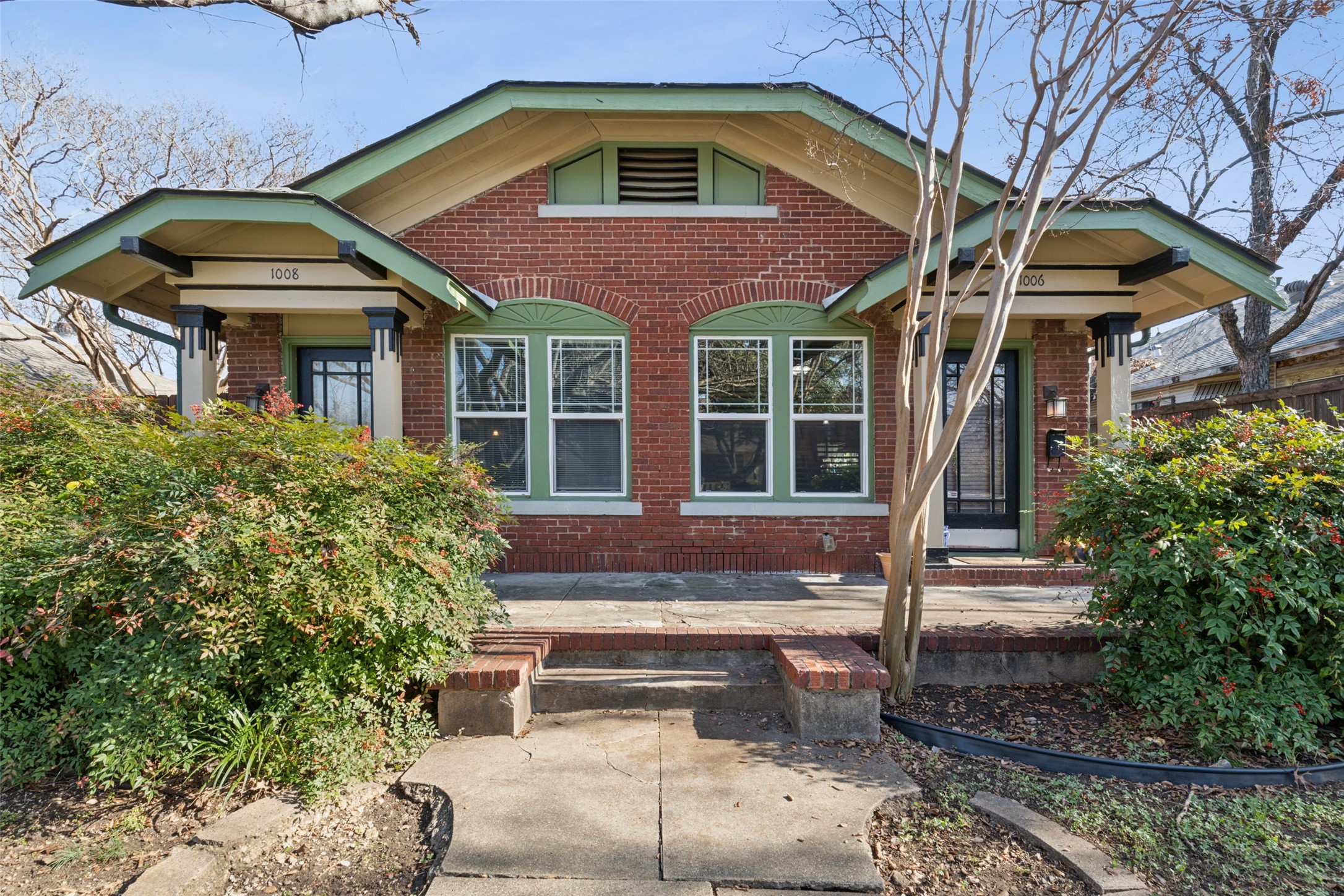 1008 Haines Avenue Dallas TX 75208