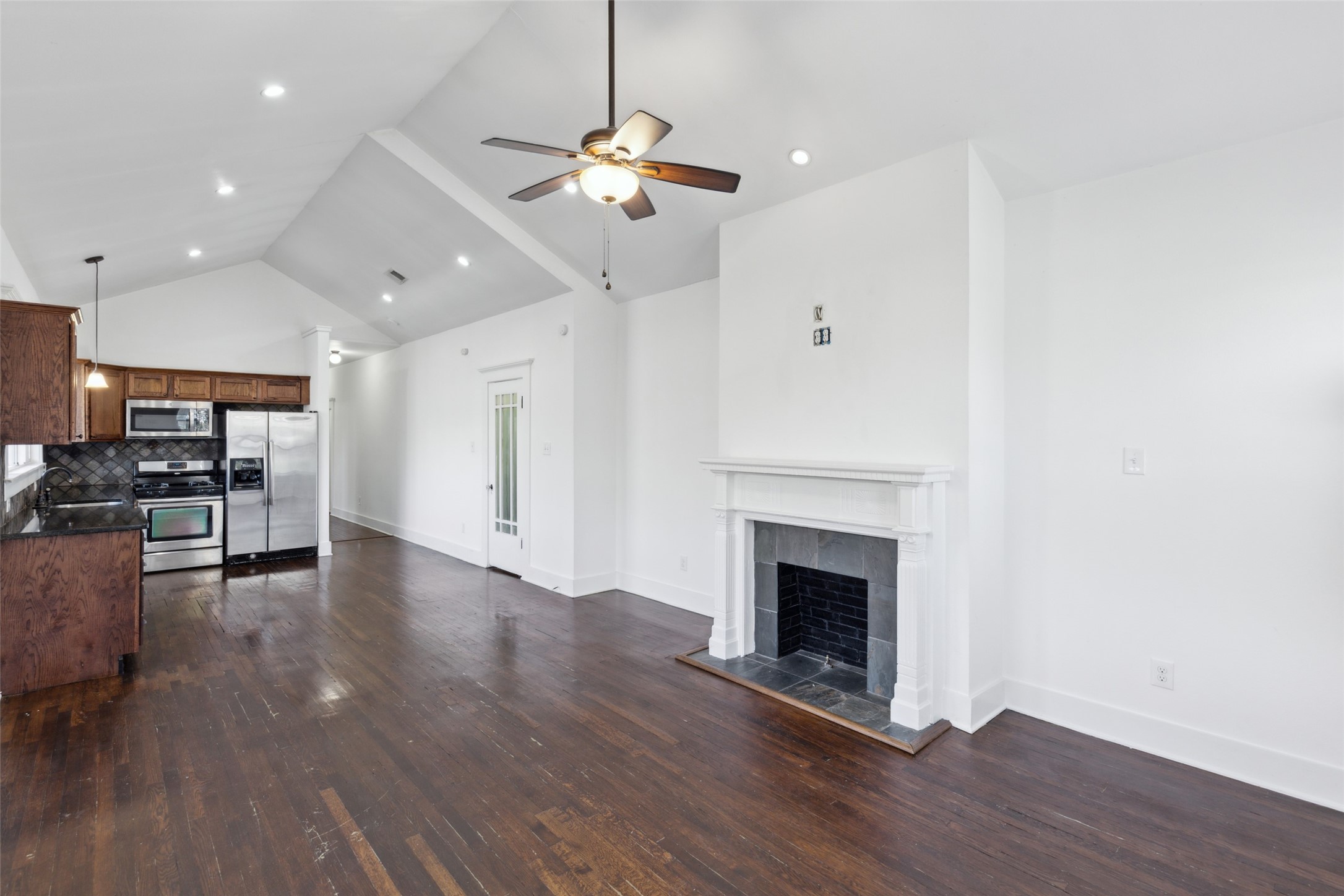 1008 Haines Avenue Dallas TX 75208